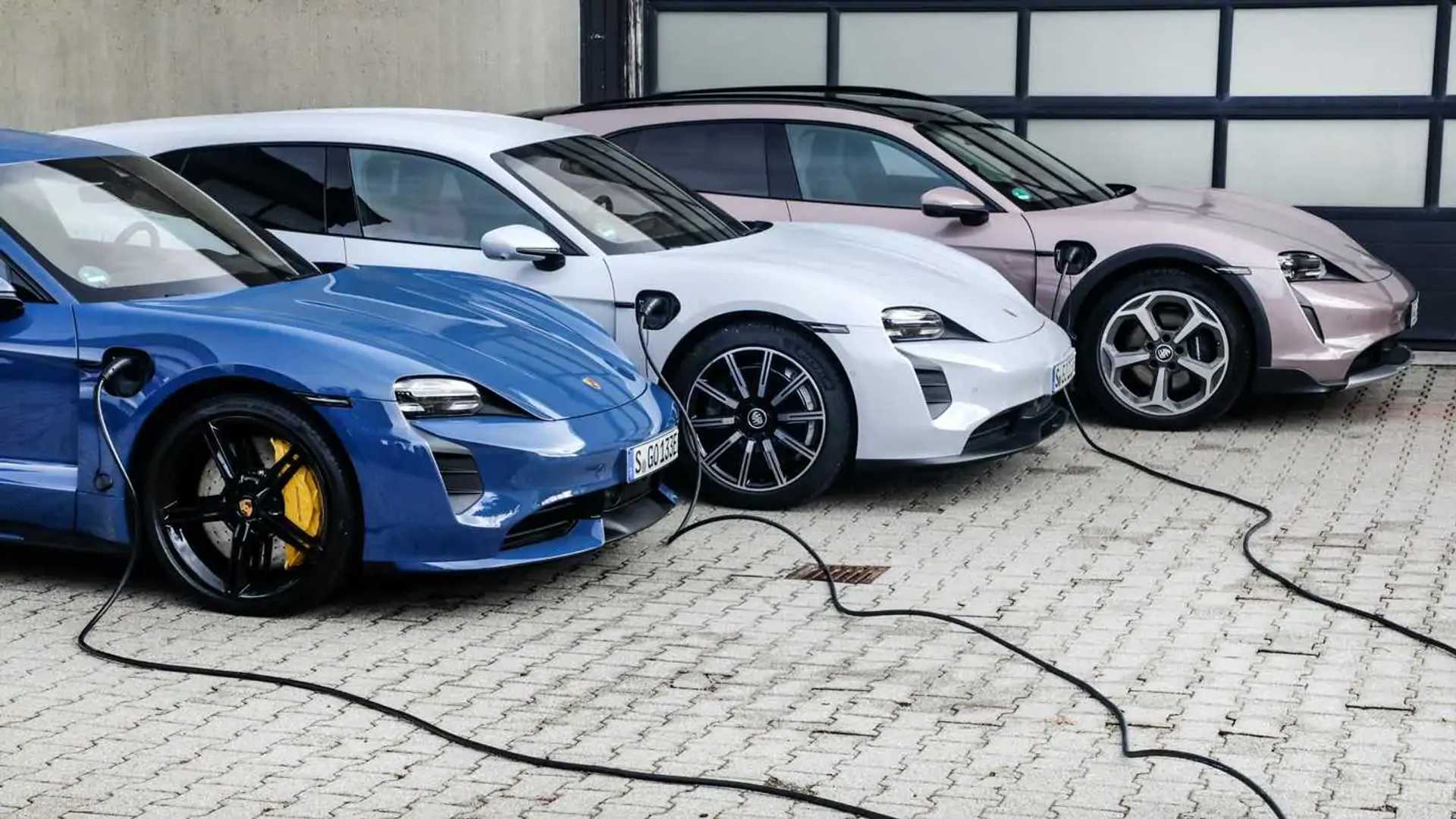 porsche-taycan-charging