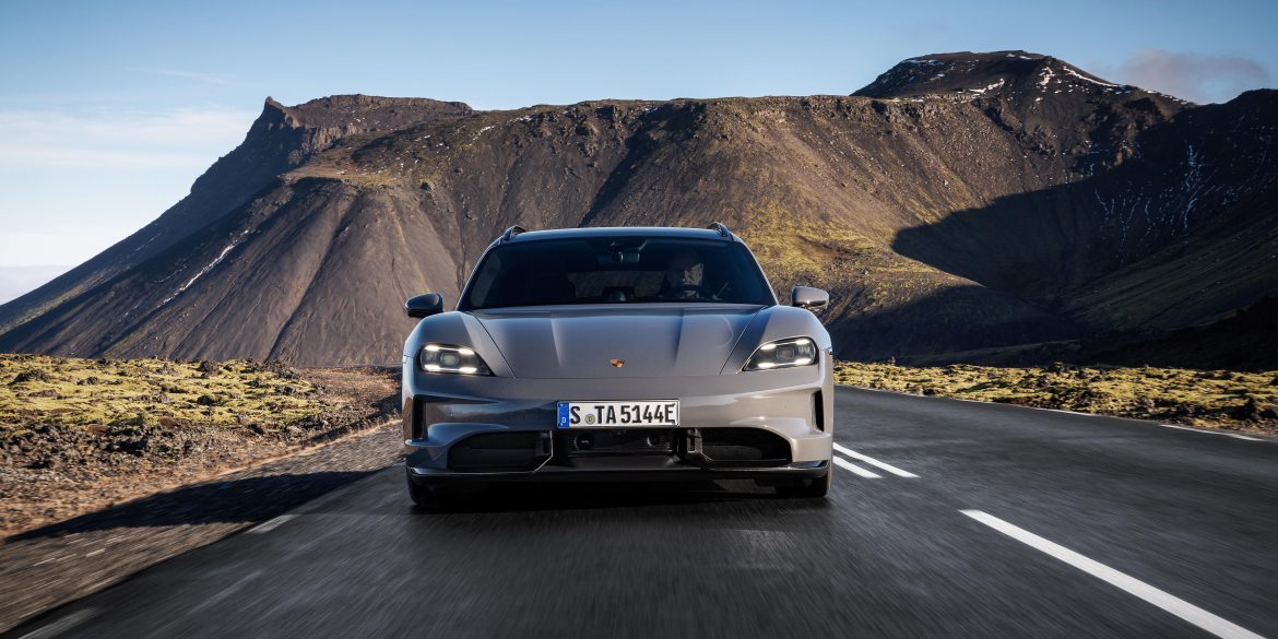 Front view of a 2025 Porsche Taycan turbo