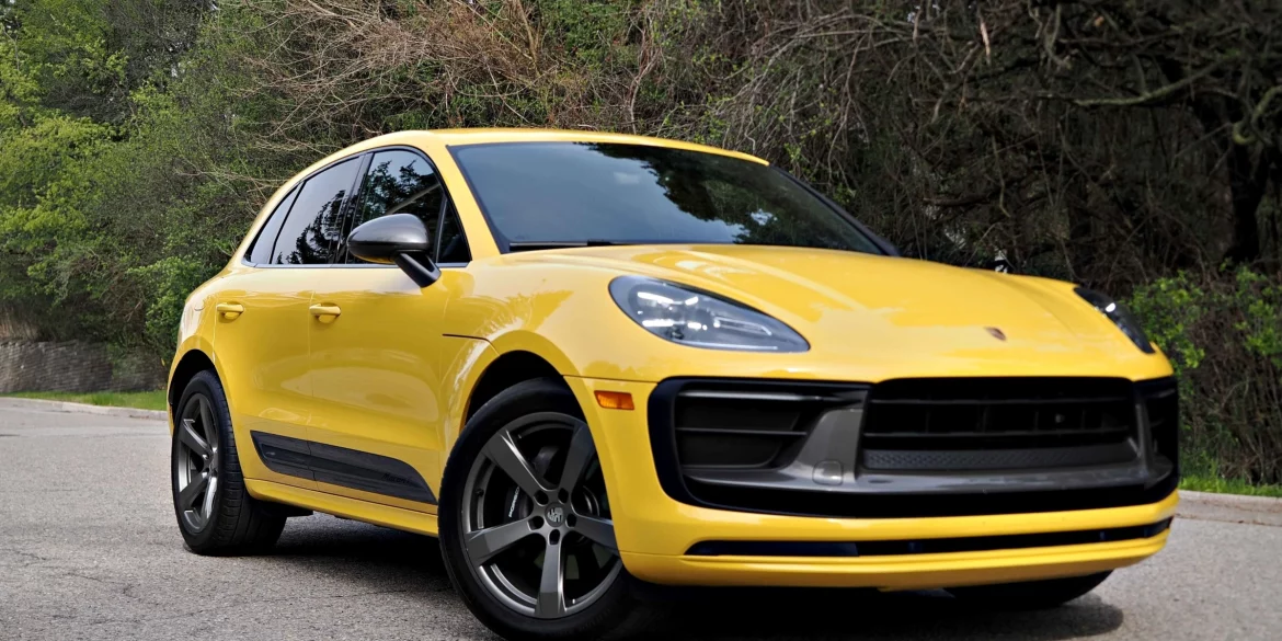 2023-Porsche-Macan-T