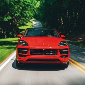 Porsche-Cayenne
