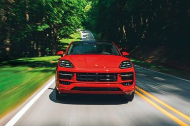 Porsche-Cayenne