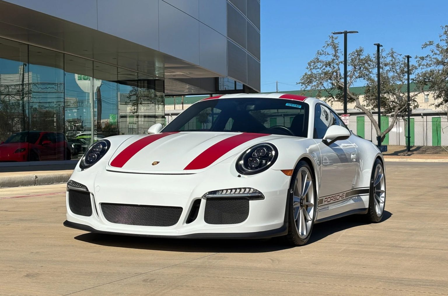 FOR SALE: 2016 Porsche 911 R