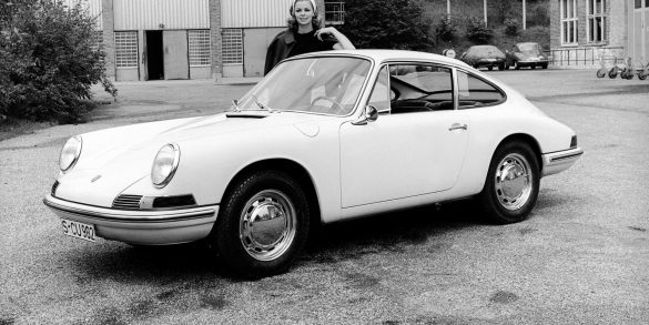 Black and white photo of a Porsche Prototype 901-1 from 1964