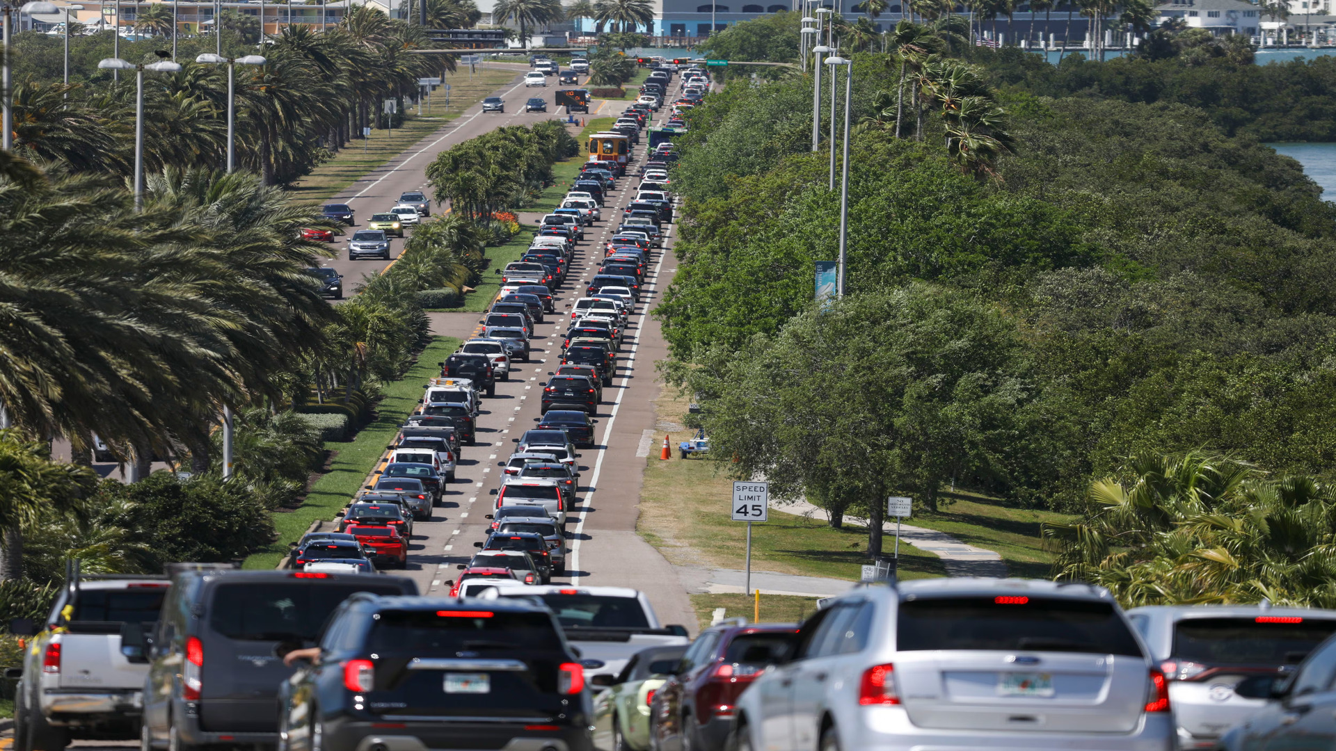 Photo of a busy road in Orlando FL