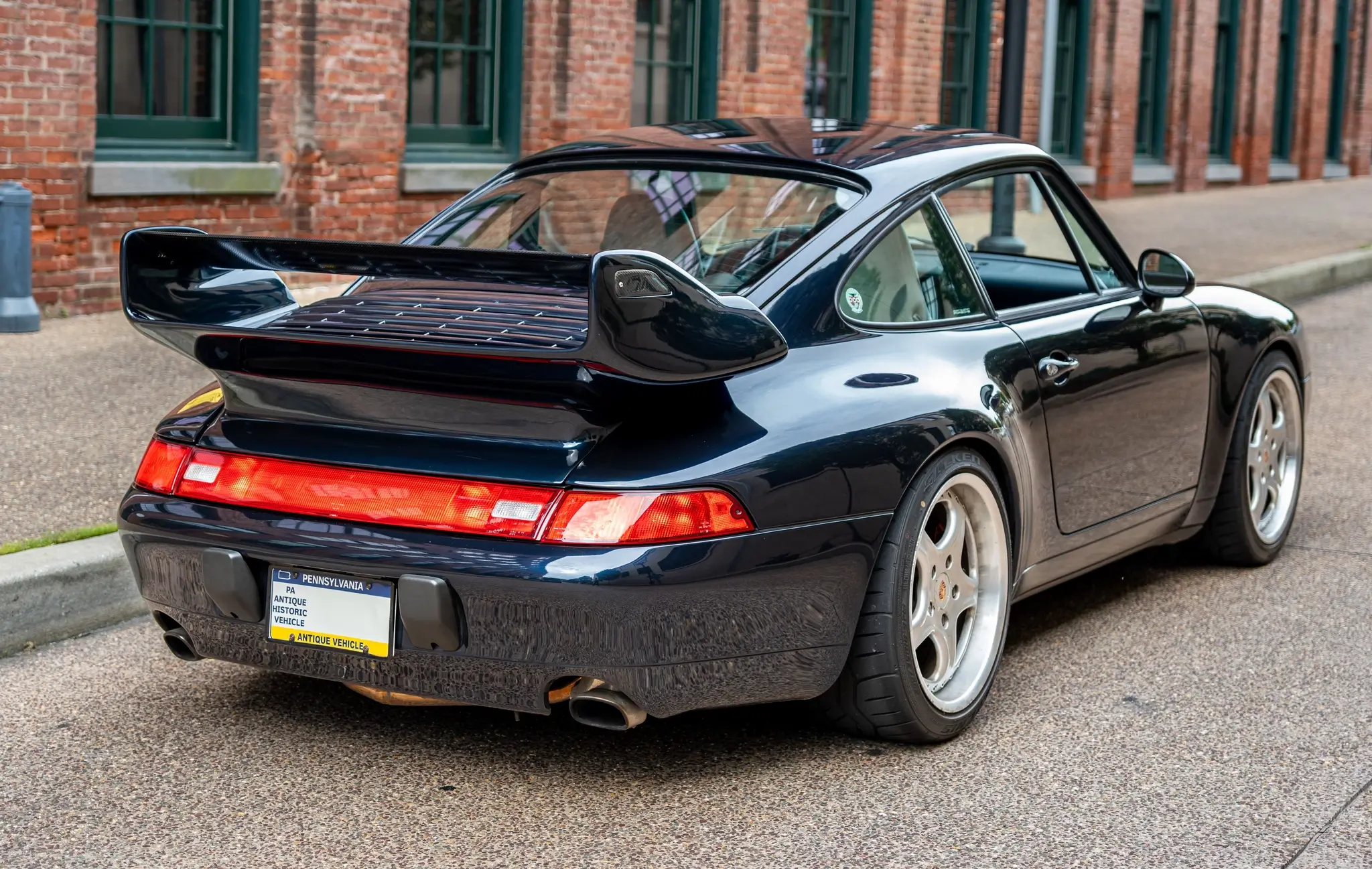 Load larger image of Modified 1995 Porsche 911 Carrera Coupe - Stuttcars Classified