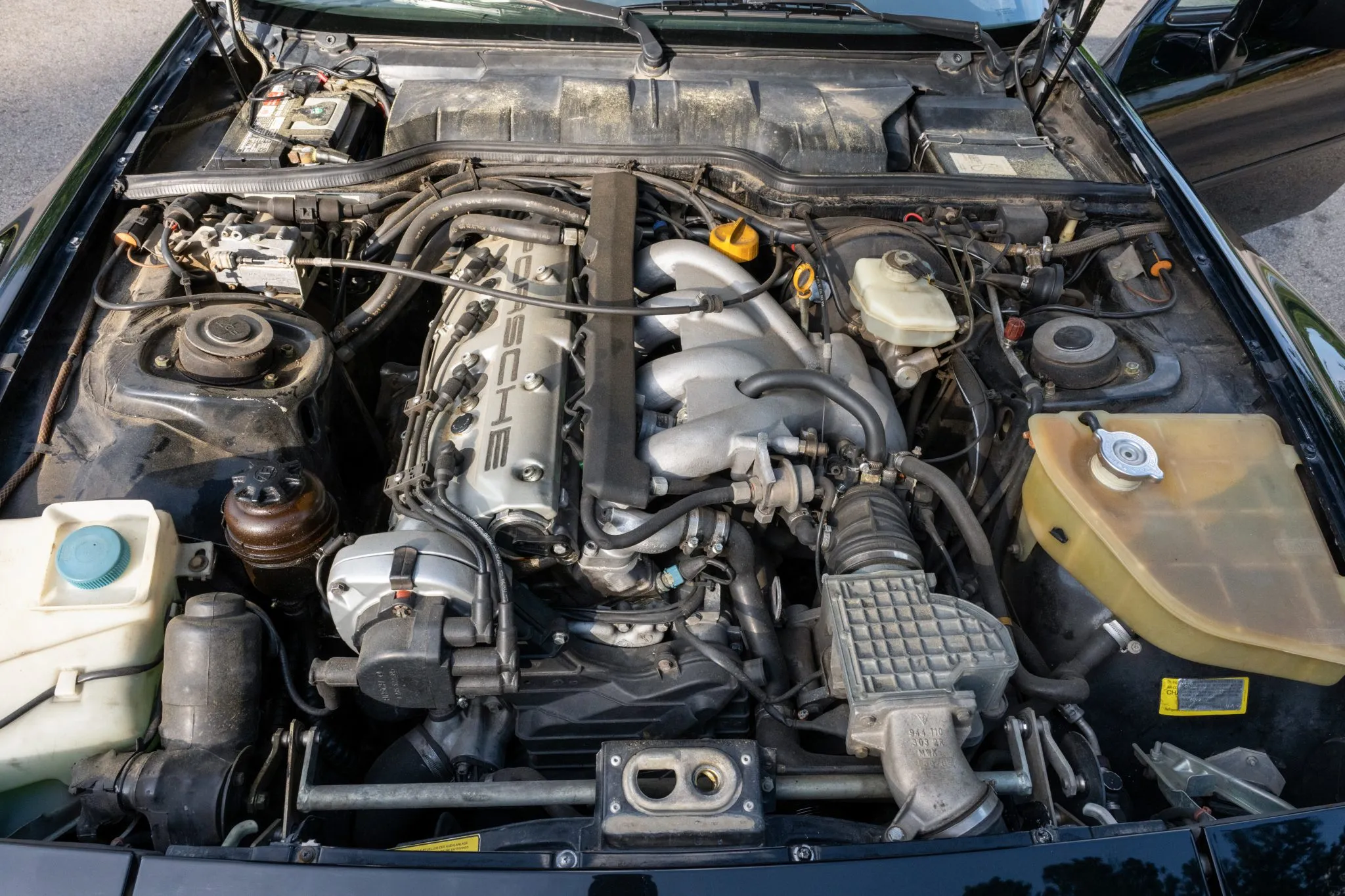 Load larger image of 1989 Porsche 944 S2 - Stuttcars Classified