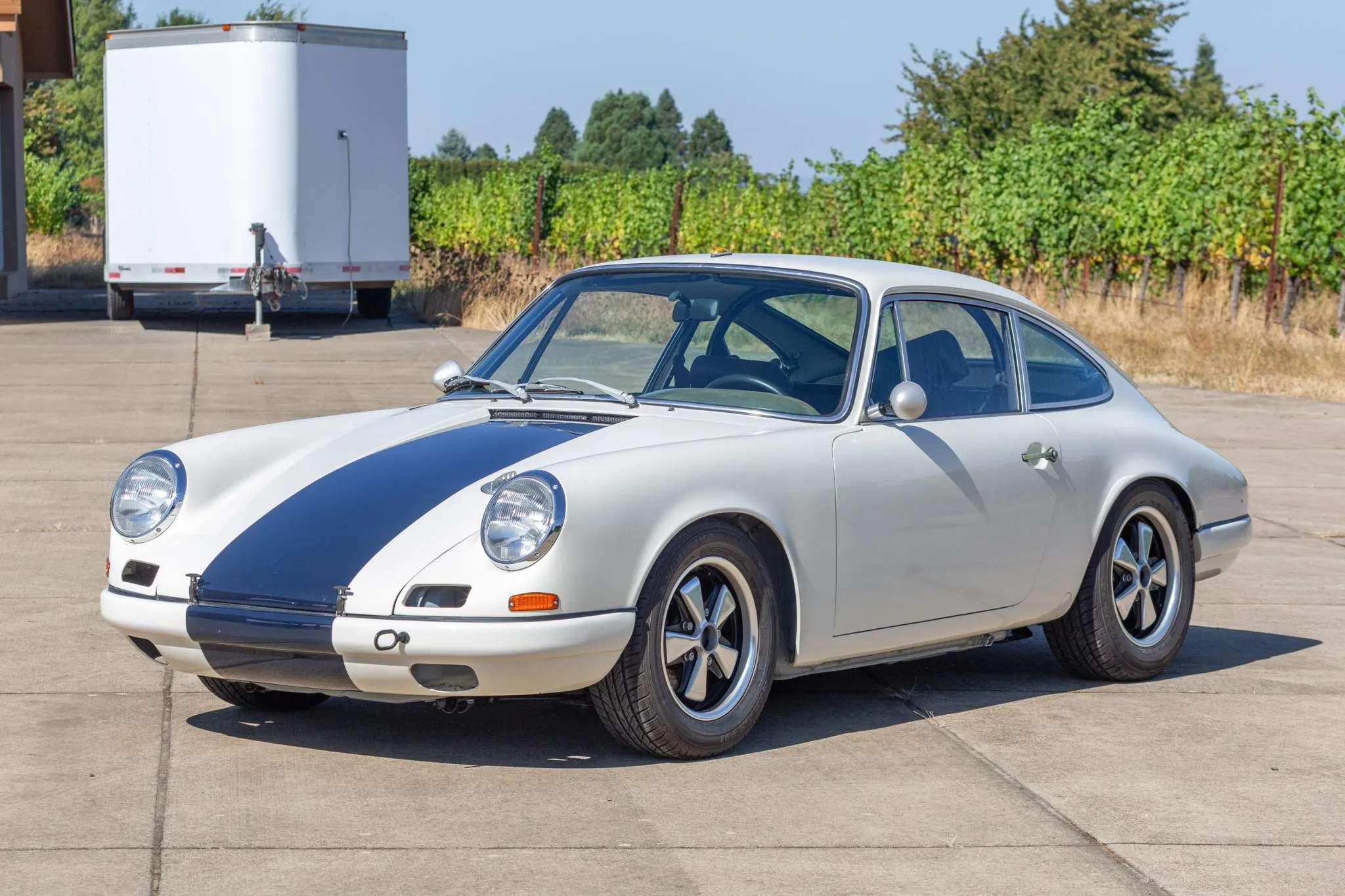 Load larger image of Twin-Plug 2.8L-Powered 1967 Porsche 911S Coupe Emory Outlaw - Stuttcars Classified