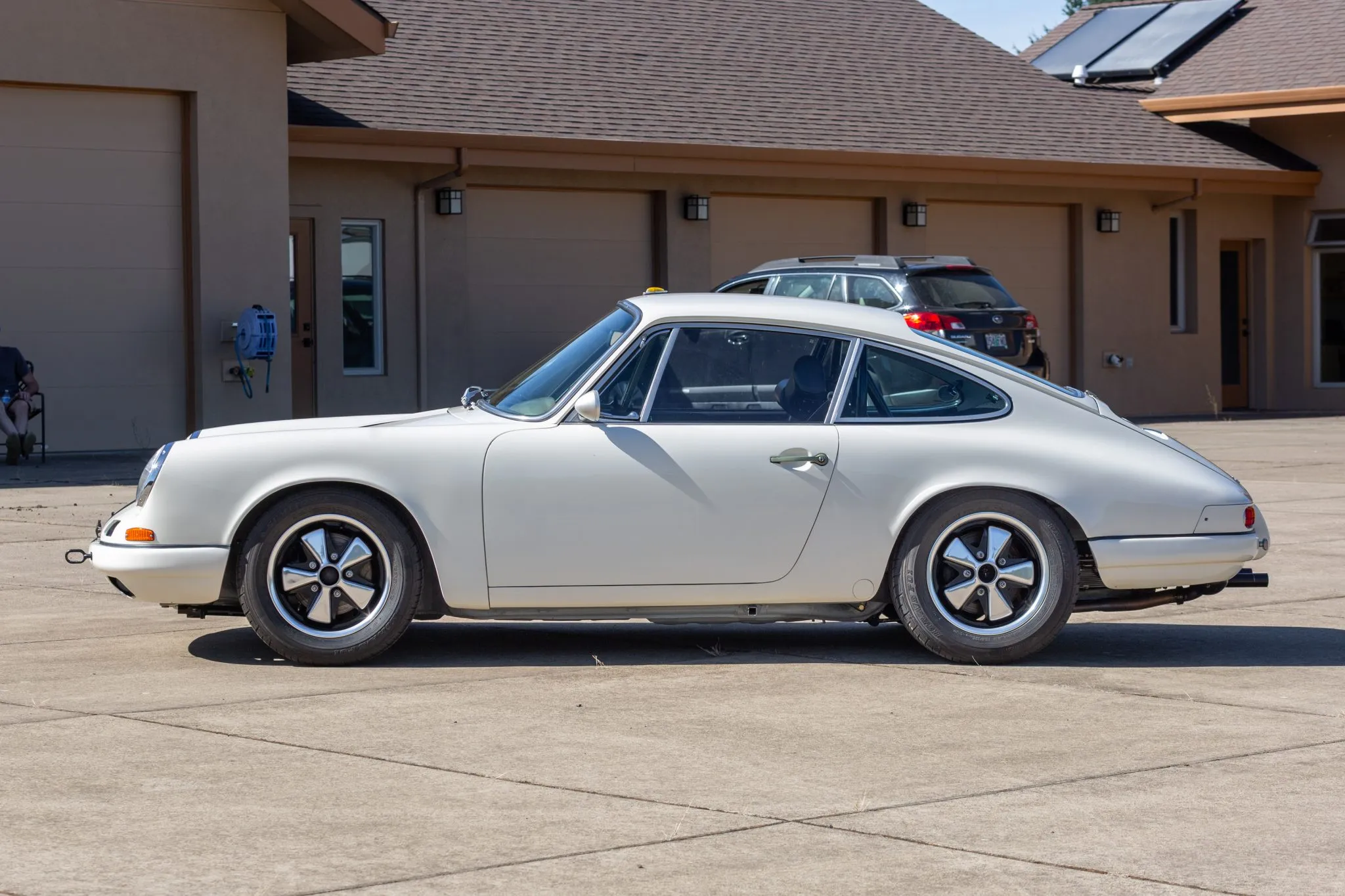 Load larger image of Twin-Plug 2.8L-Powered 1967 Porsche 911S Coupe Emory Outlaw - Stuttcars Classified