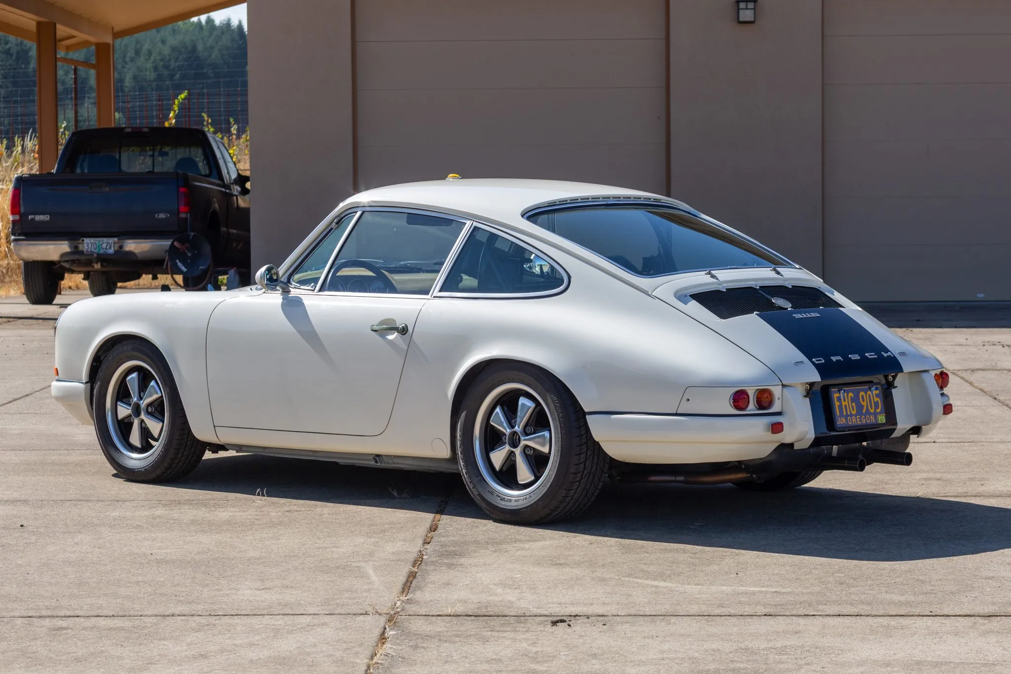 Load larger image of Twin-Plug 2.8L-Powered 1967 Porsche 911S Coupe Emory Outlaw - Stuttcars Classified