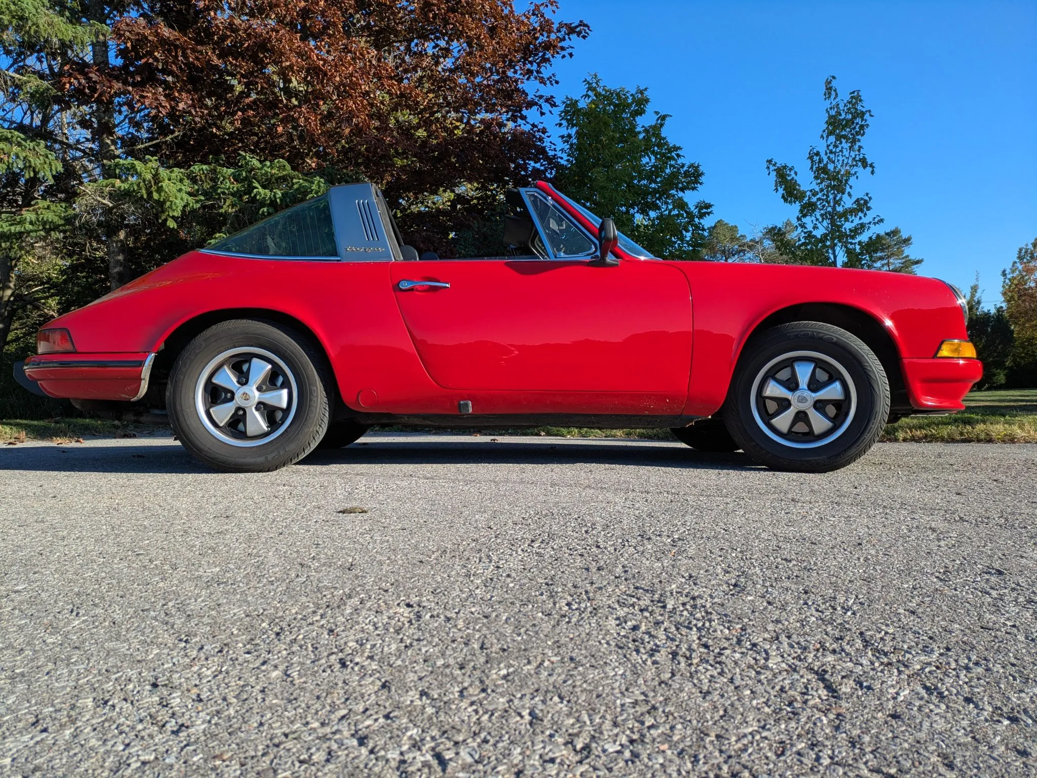 Load larger image of 1970 Porsche 911T Targa - Stuttcars Classified