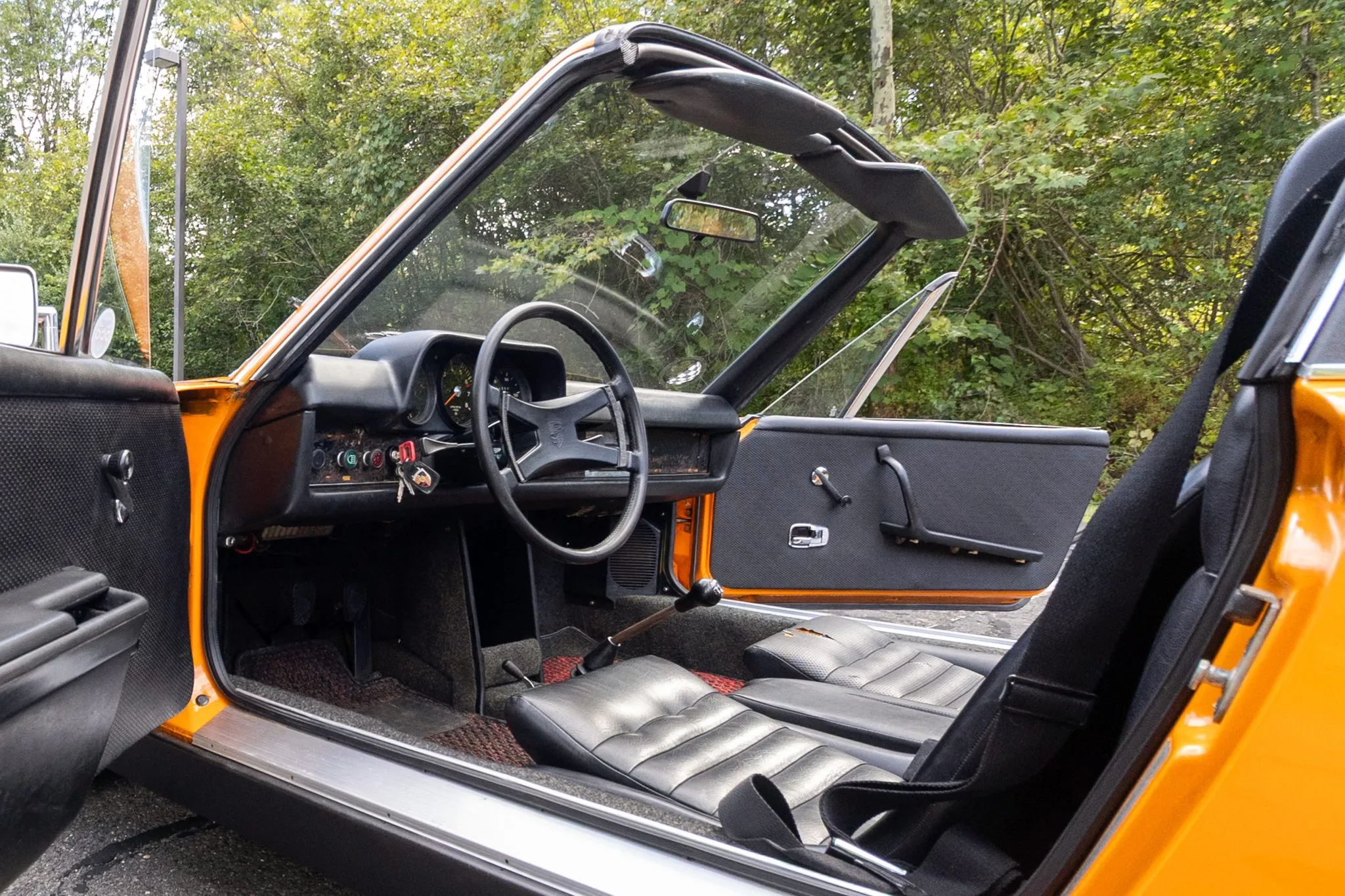 Load larger image of 1970 Porsche 914-6 - Stuttcars Classified