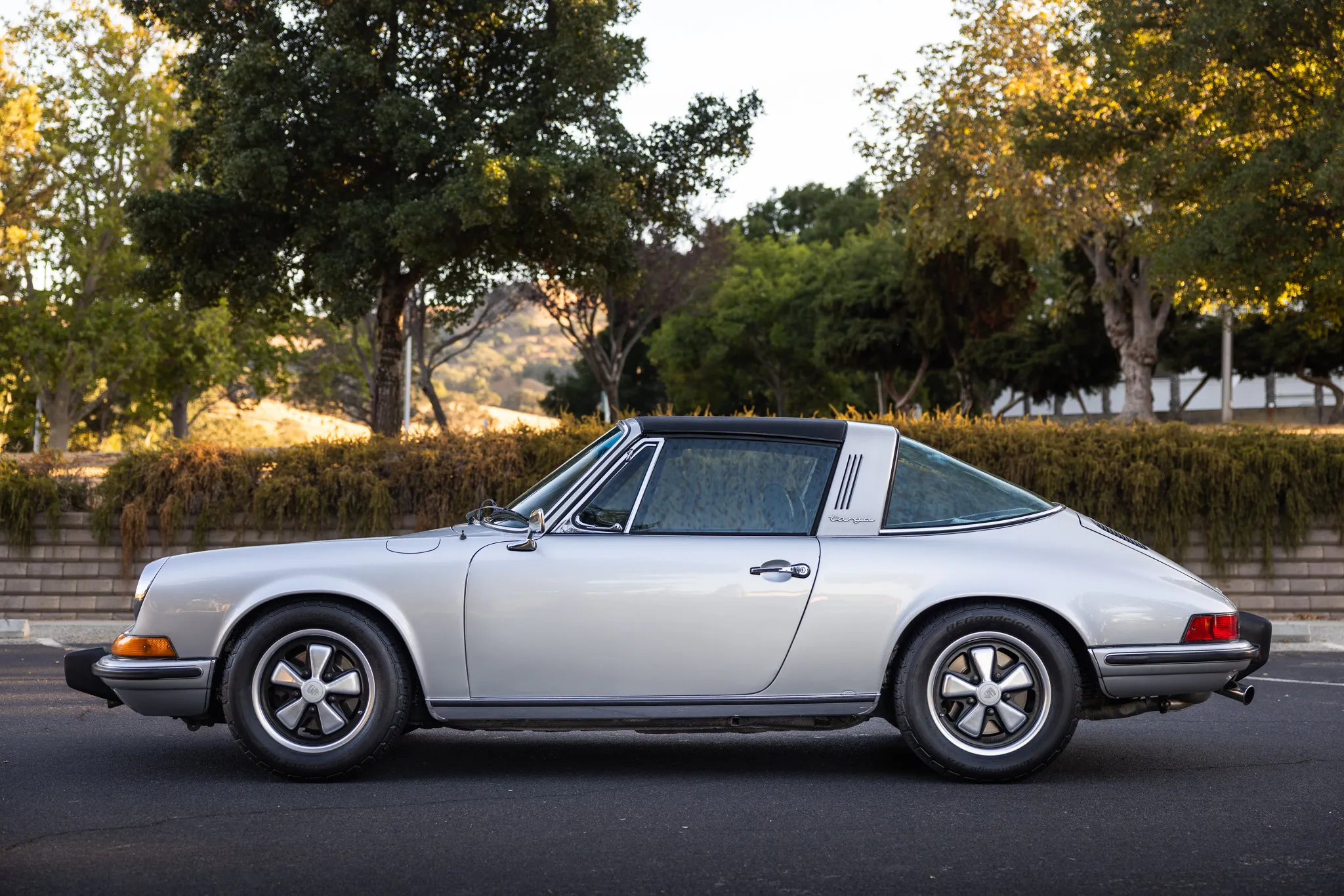 Load larger image of 1973.5 Porsche 911T Targa - Stuttcars Classified