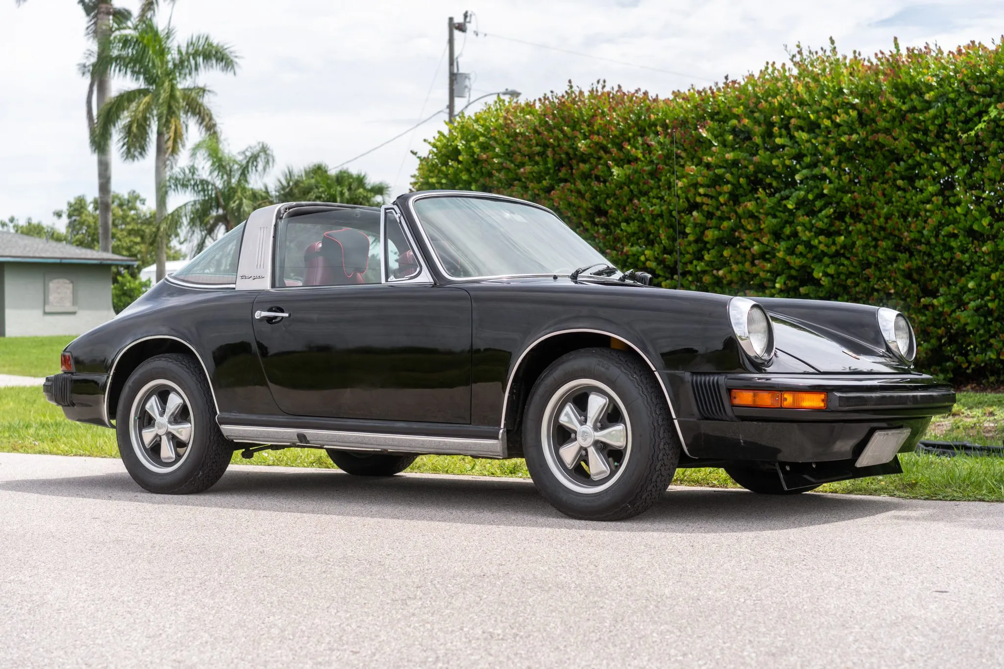 Load larger image of 1976 Porsche 911S Targa - Stuttcars Classified