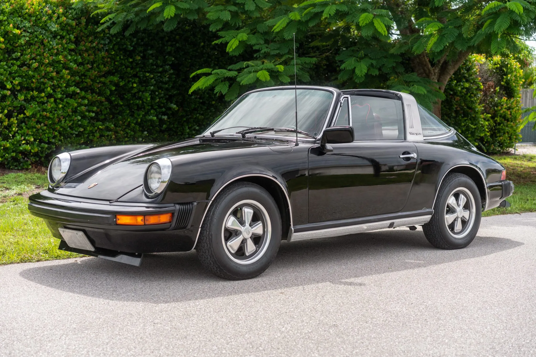 Load larger image of 1976 Porsche 911S Targa - Stuttcars Classified