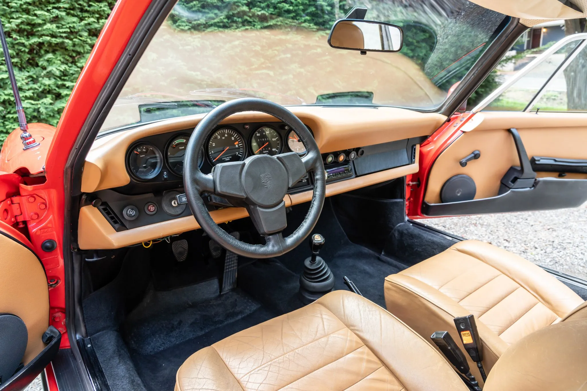 Load larger image of 1976 Porsche 912E - Stuttcars Classified