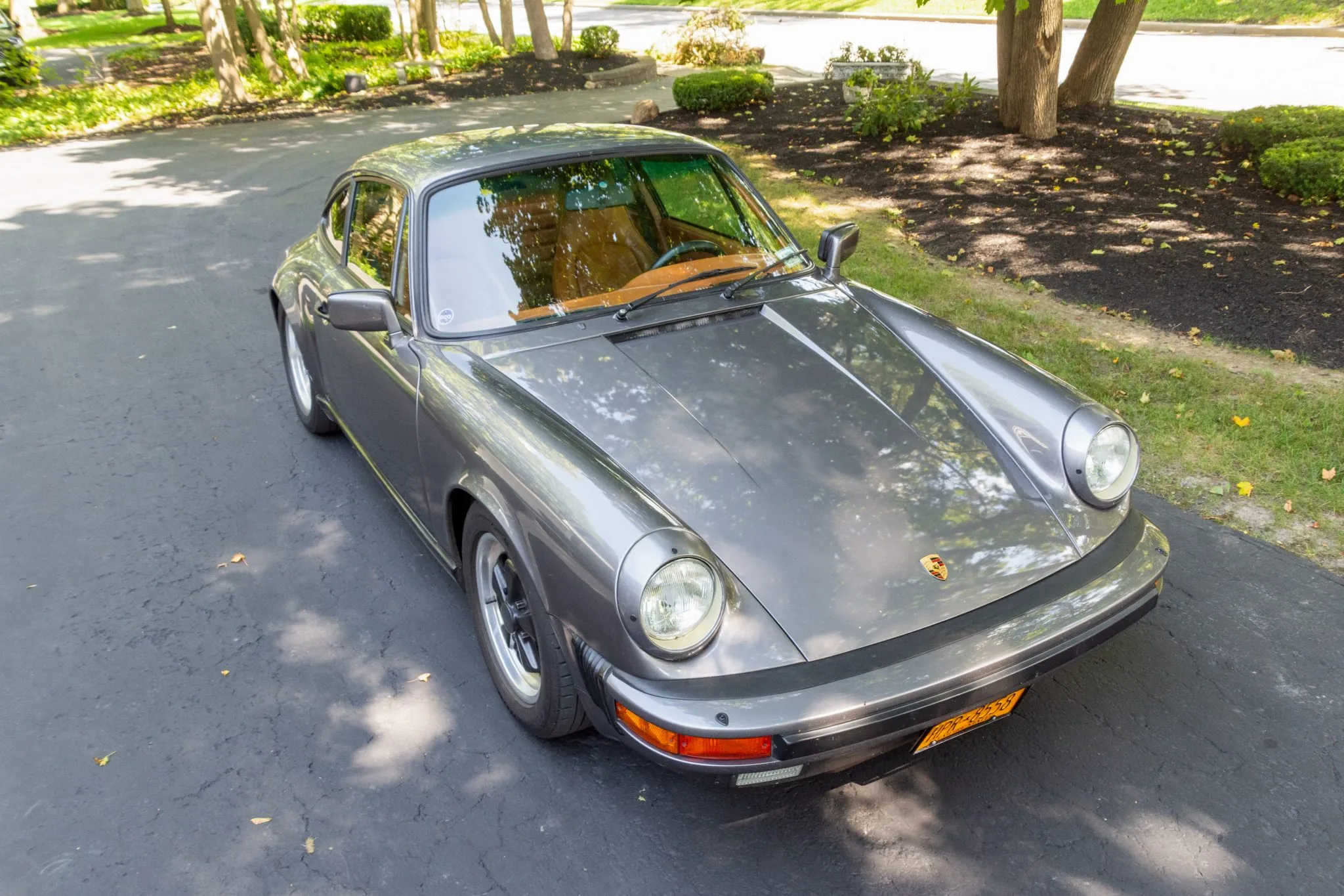 Load larger image of 1985 Porsche 911 Carrera Coupe - Stuttcars Classified