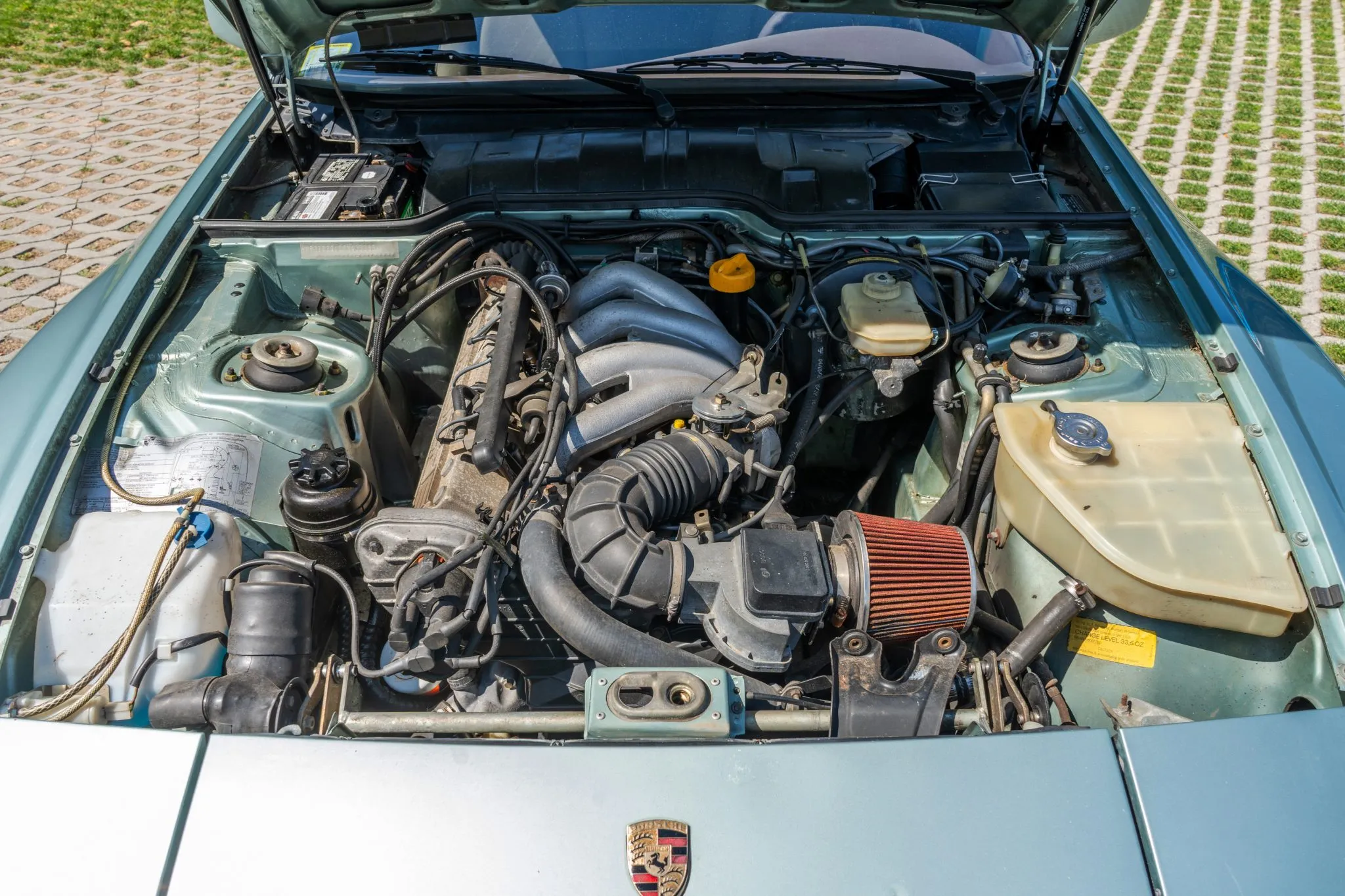 Load larger image of 1985 Porsche 944 - Stuttcars Classified