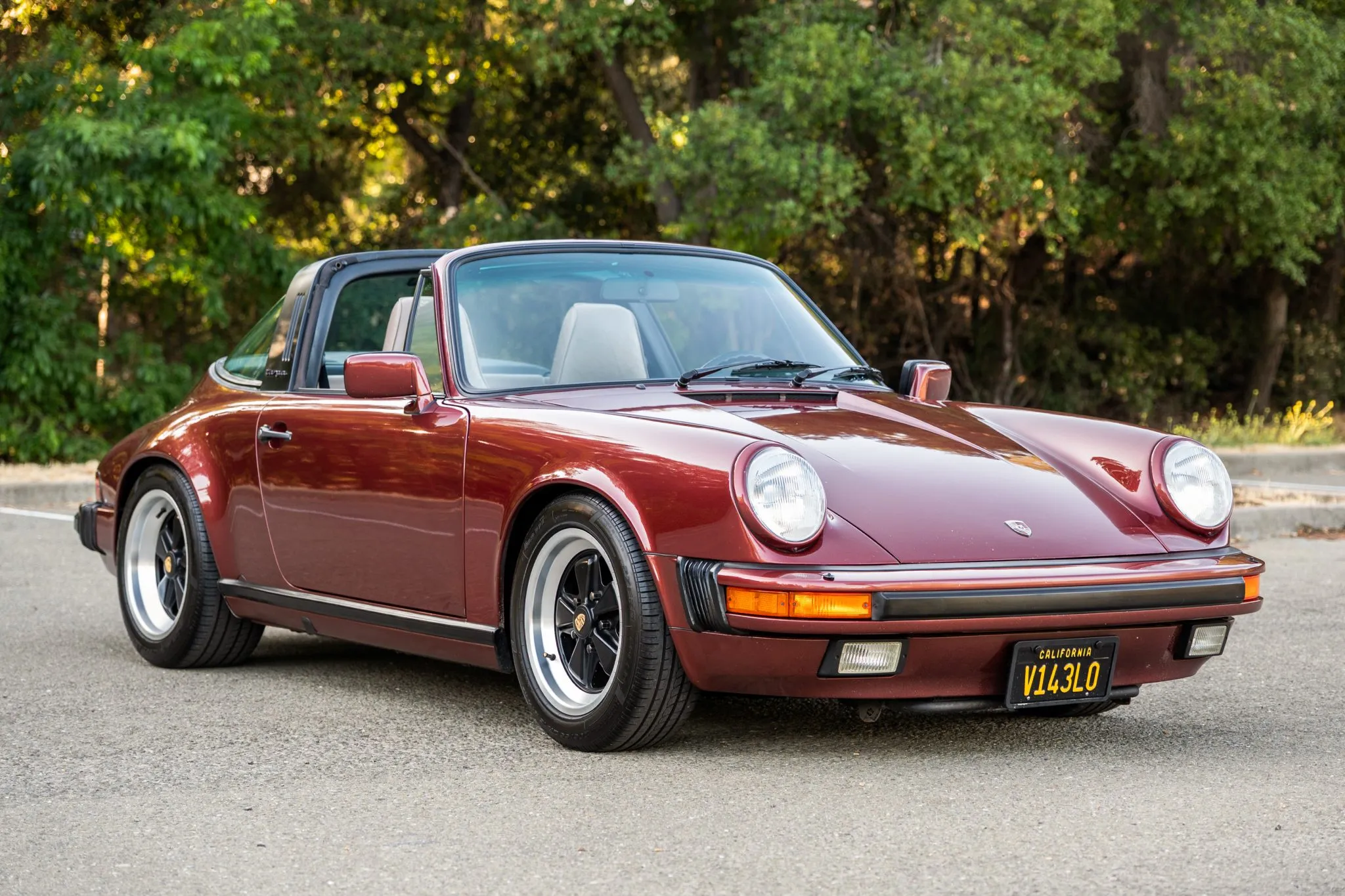 Load larger image of 1986 Porsche 911 Carrera Targa - Stuttcars Classified