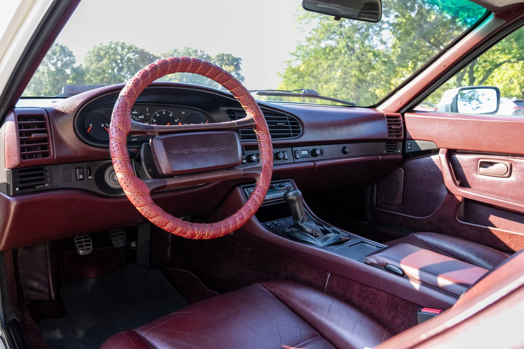 Load larger image of 1986 Porsche 944 Turbo - Stuttcars Classified
