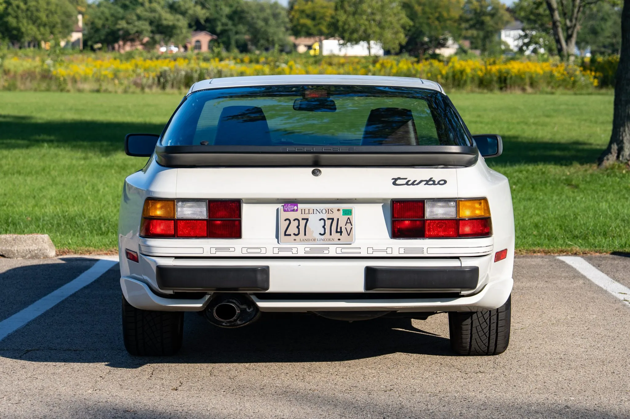 Load larger image of 1986 Porsche 944 Turbo - Stuttcars Classified