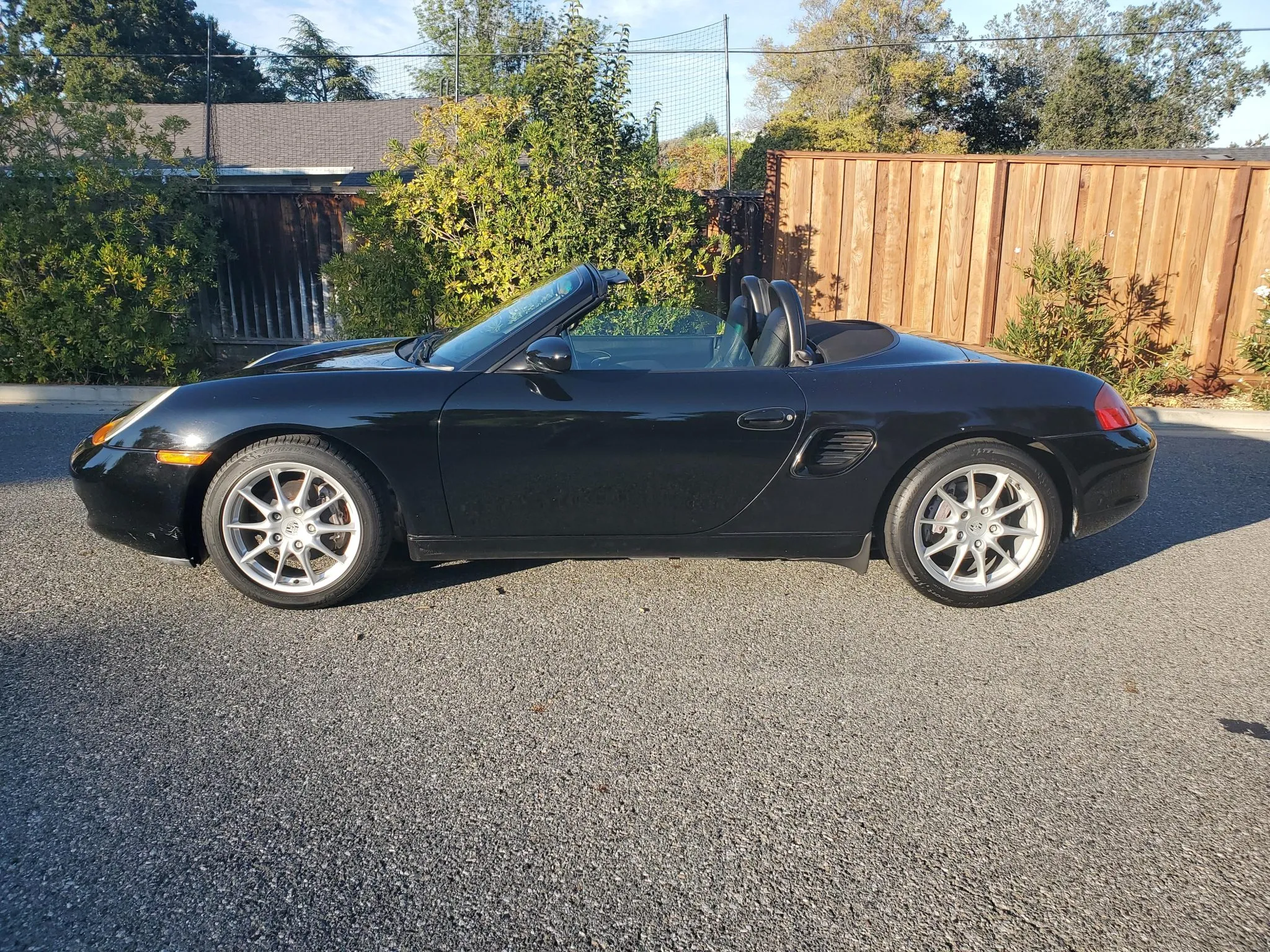 Load larger image of 2001 Porsche Boxster - Stuttcars Classified
