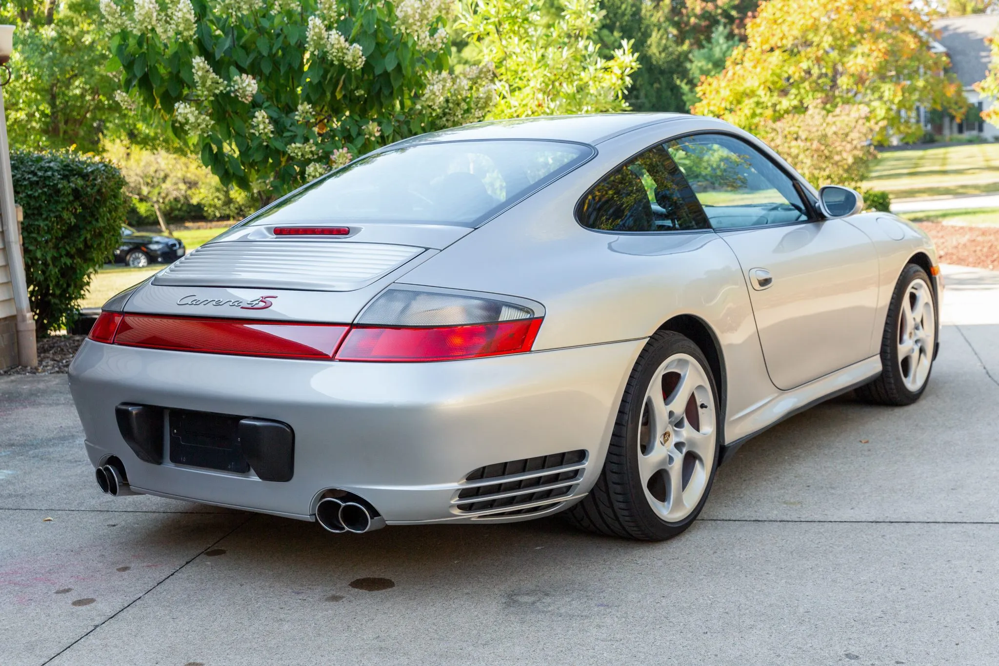 Load larger image of 2003 Porsche 911 Carrera 4S Coupe - Stuttcars Classified