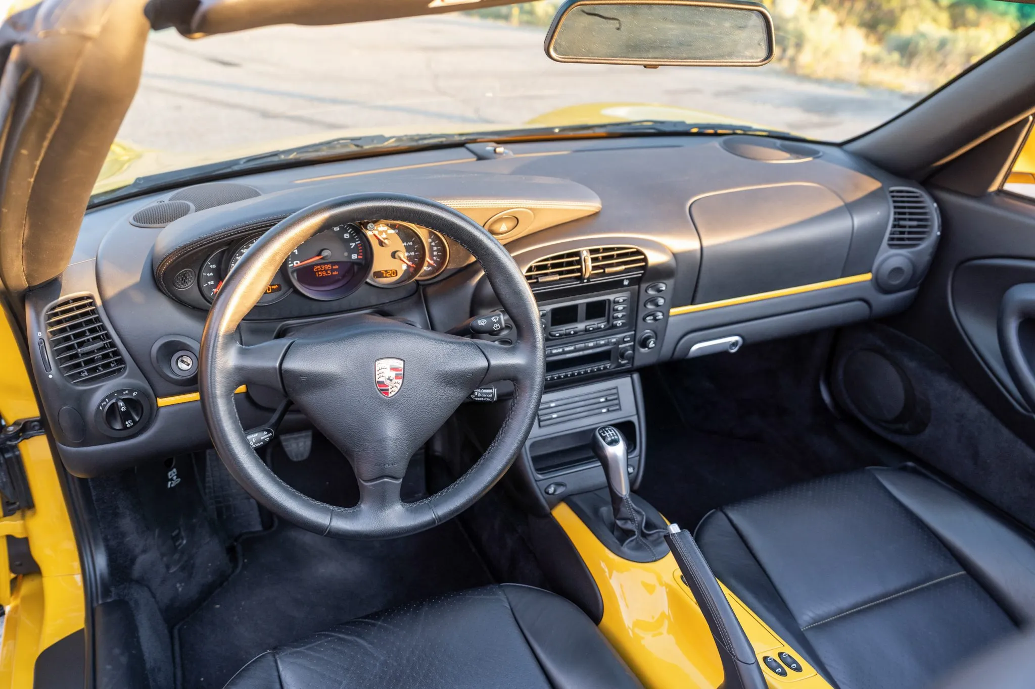 Load larger image of 2004 Porsche 911 Carrera 4S Cabriolet - Stuttcars Classified