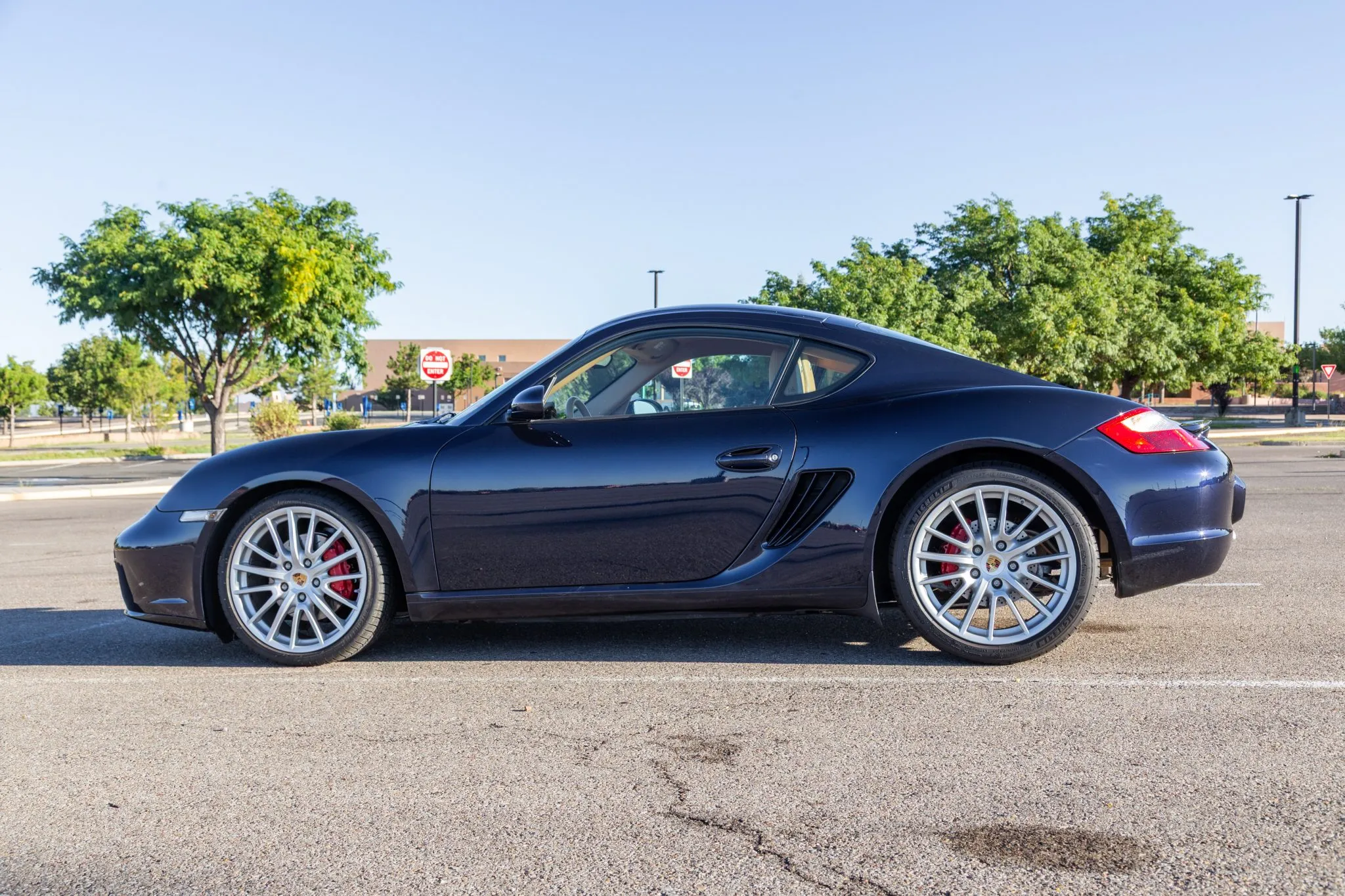 Load larger image of 3.8L-Powered 2007 Porsche Cayman S - Stuttcars Classified