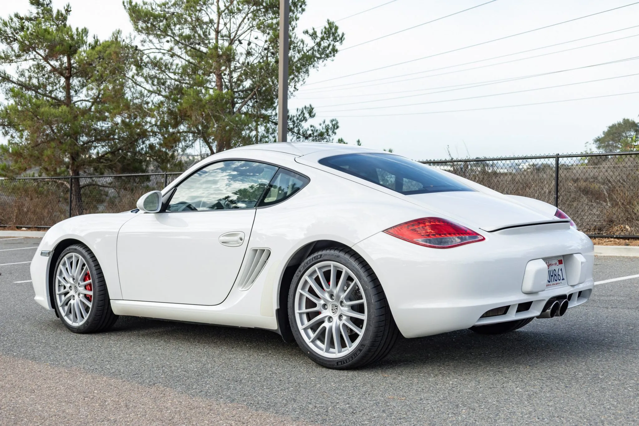 Load larger image of 2010 Porsche Cayman S - Stuttcars Classified