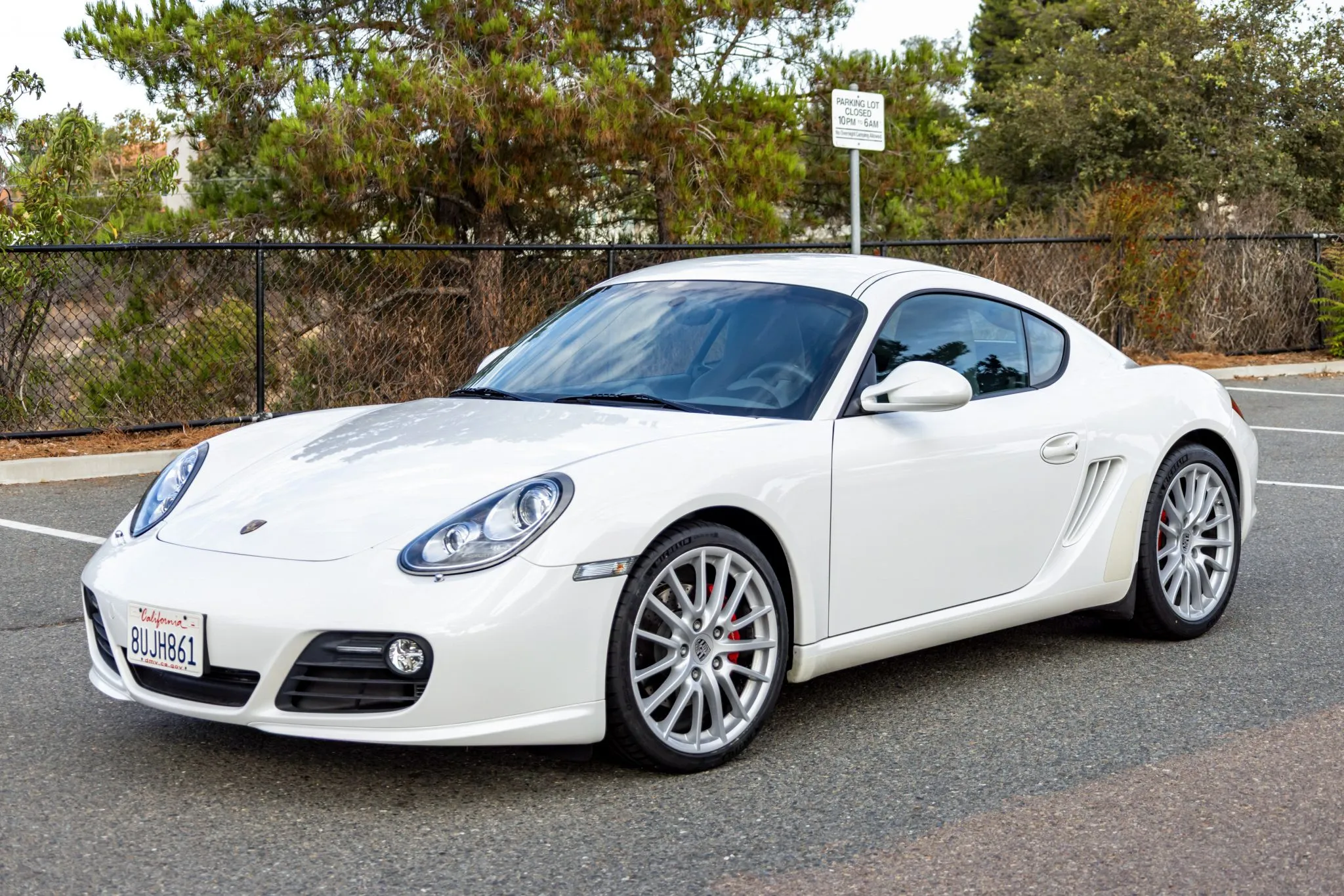Load larger image of 2010 Porsche Cayman S - Stuttcars Classified