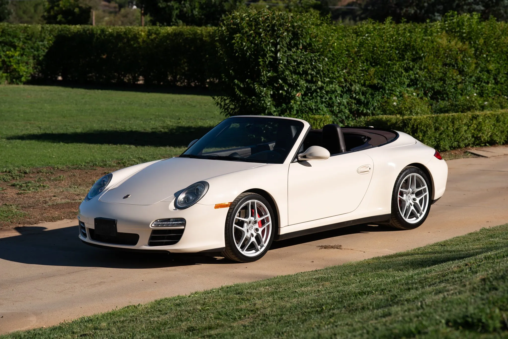 Load larger image of 2011 Porsche 911 Carrera 4S Cabriolet - Stuttcars Classified