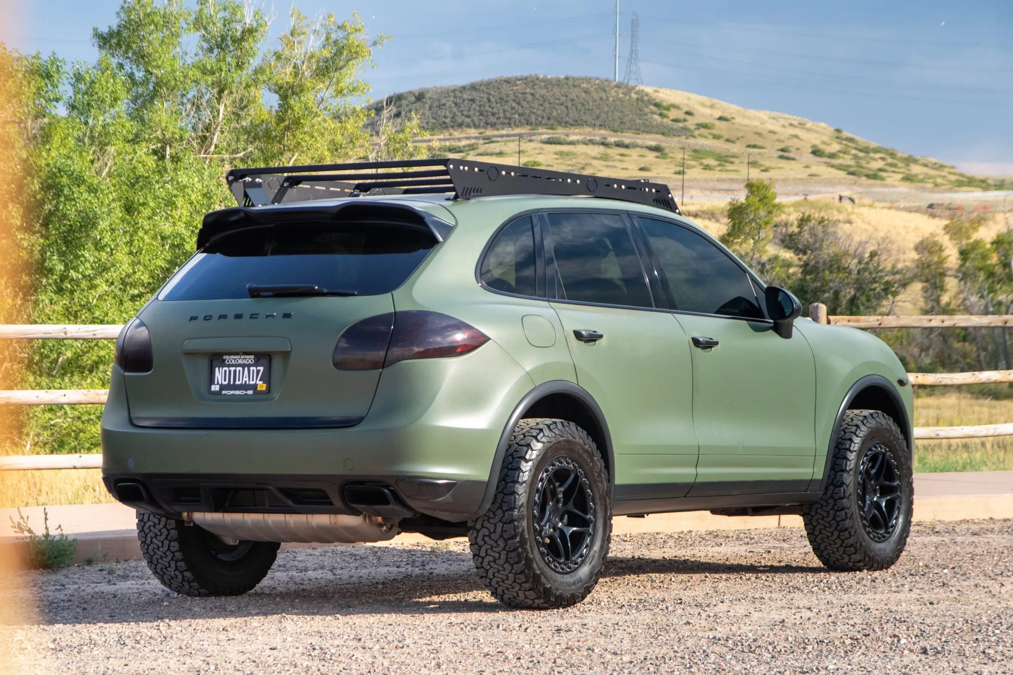 Load larger image of 2013 Porsche Cayenne S - Stuttcars Classified