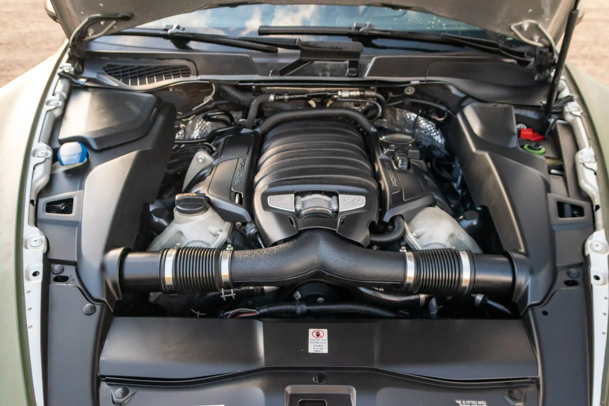 Load larger image of 2013 Porsche Cayenne S - Stuttcars Classified