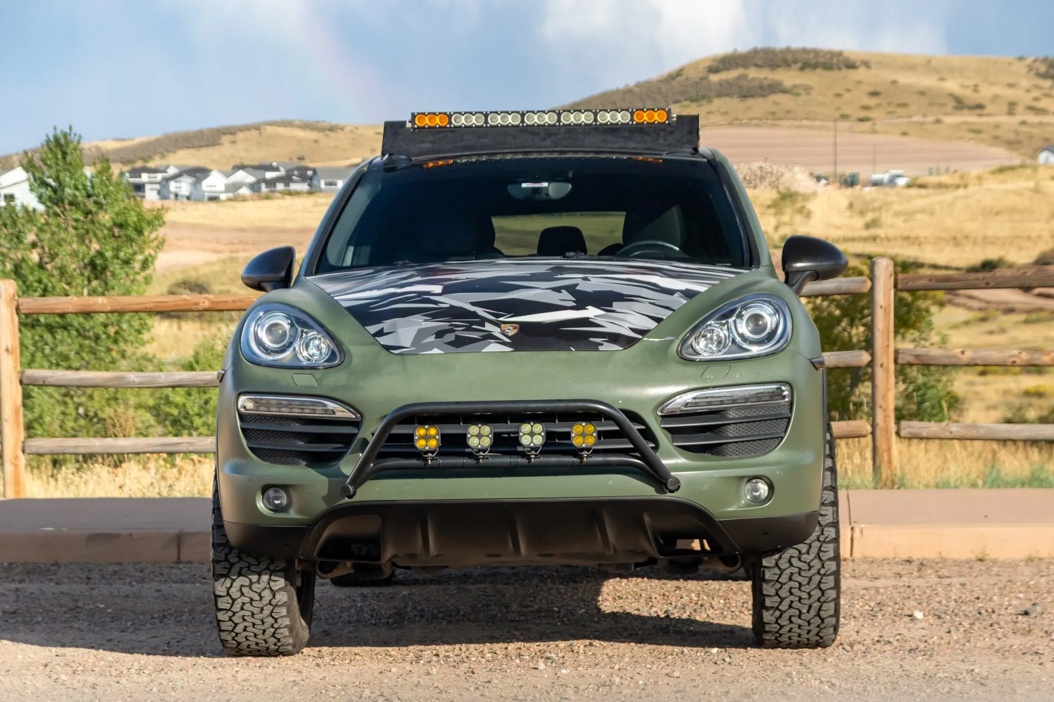 Load larger image of 2013 Porsche Cayenne S - Stuttcars Classified