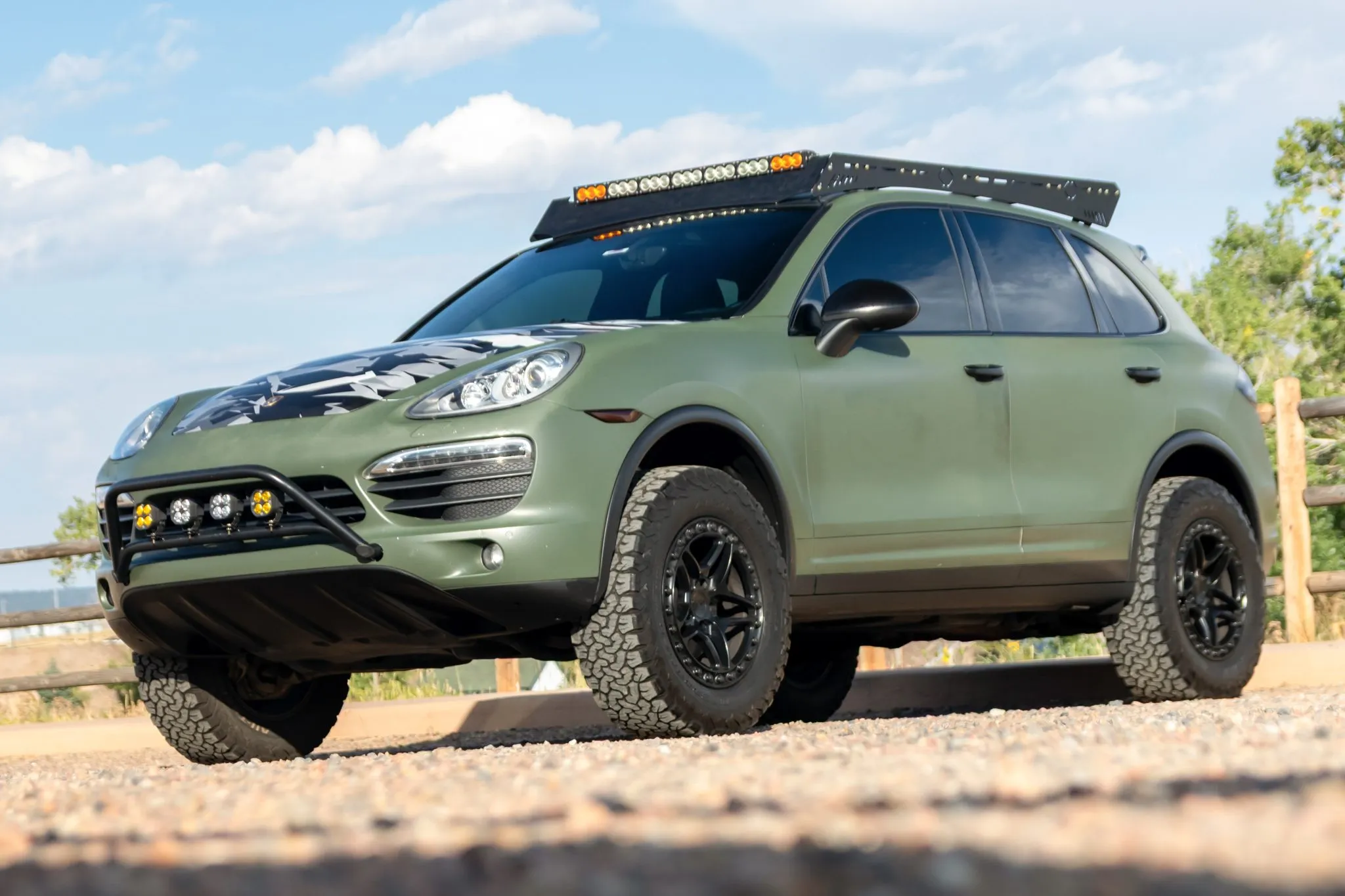 Load larger image of 2013 Porsche Cayenne S - Stuttcars Classified