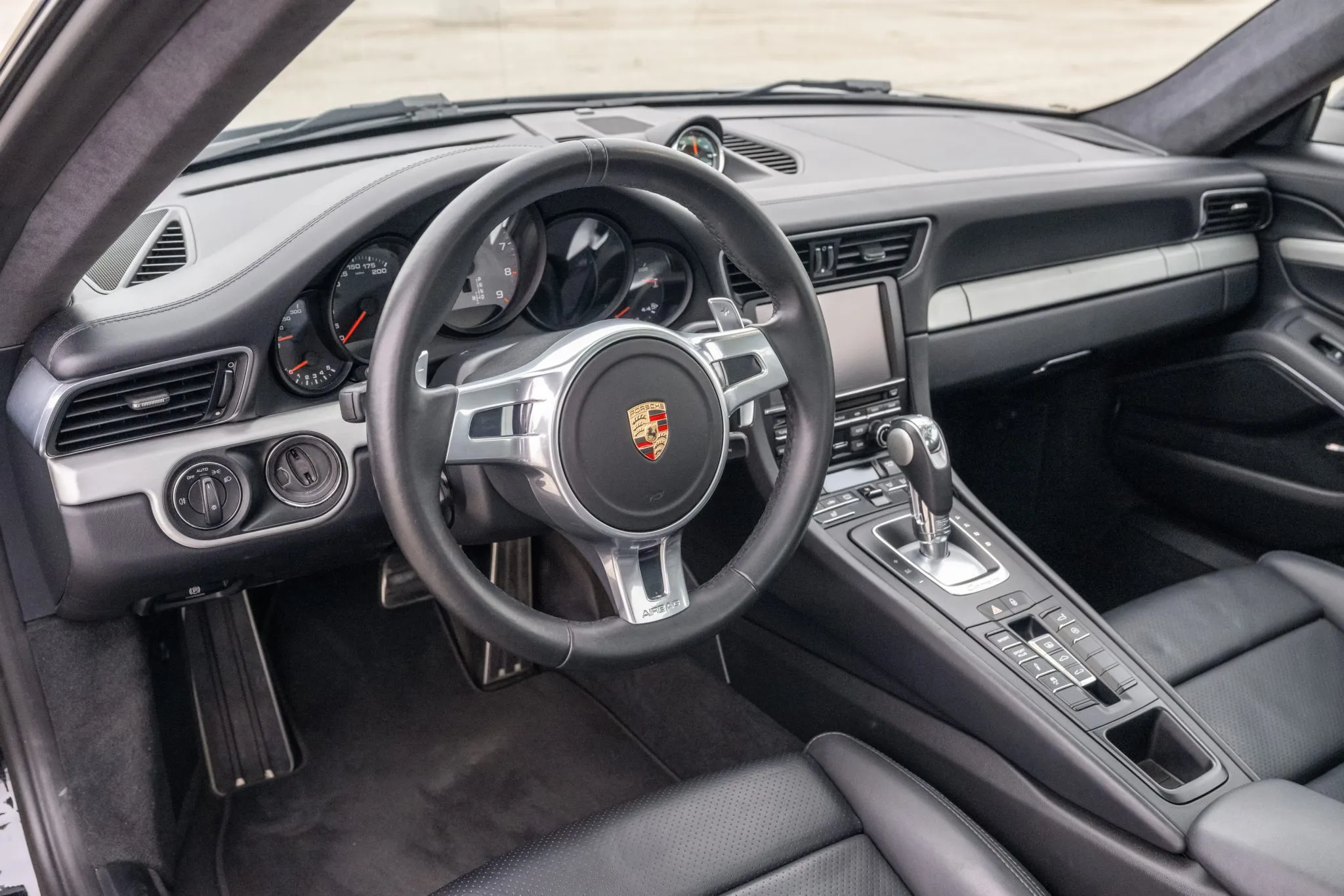 Load larger image of 2014 Porsche 911 Carrera 4S Coupe - Stuttcars Classified