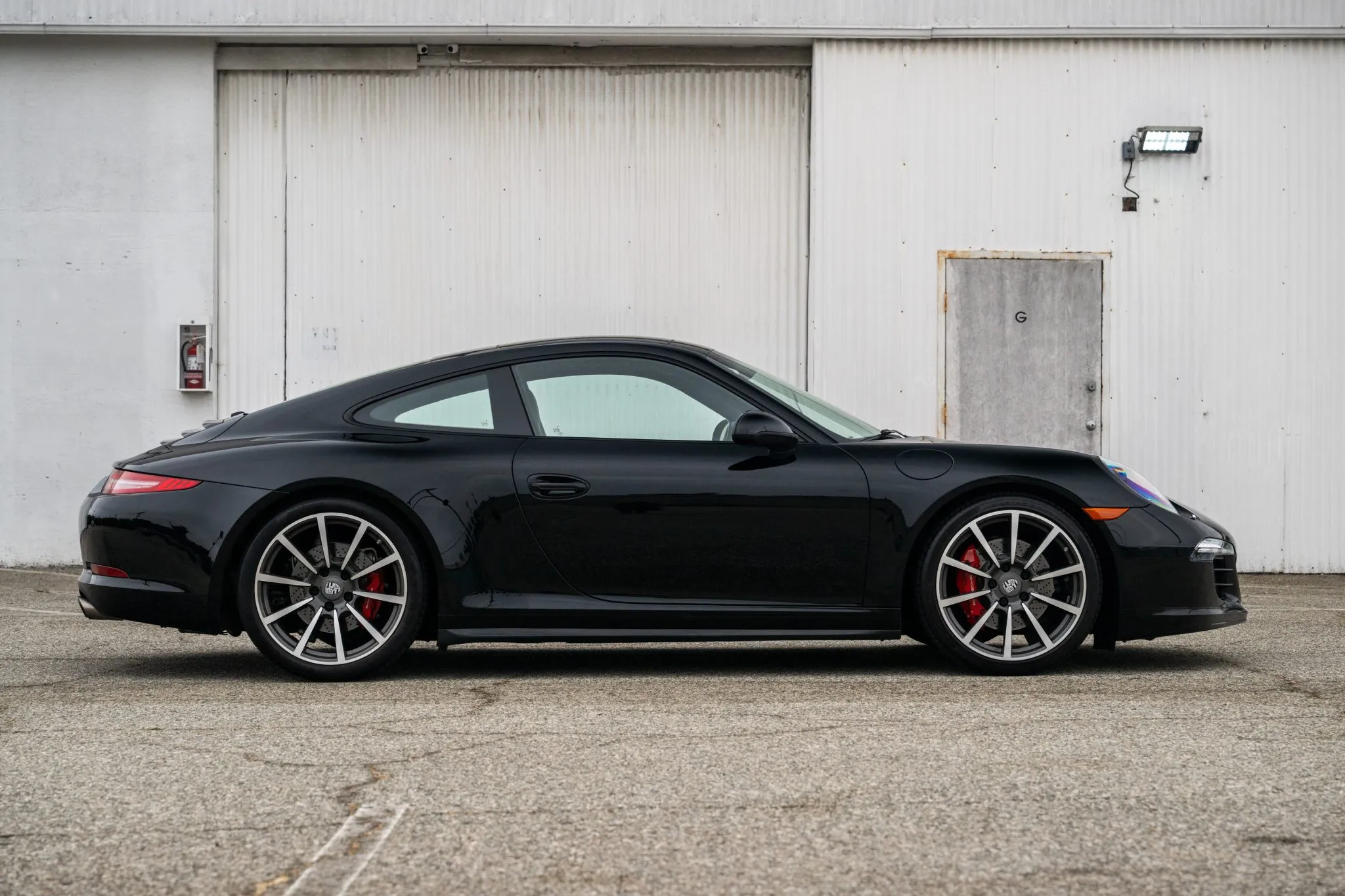 Load larger image of 2014 Porsche 911 Carrera 4S Coupe - Stuttcars Classified