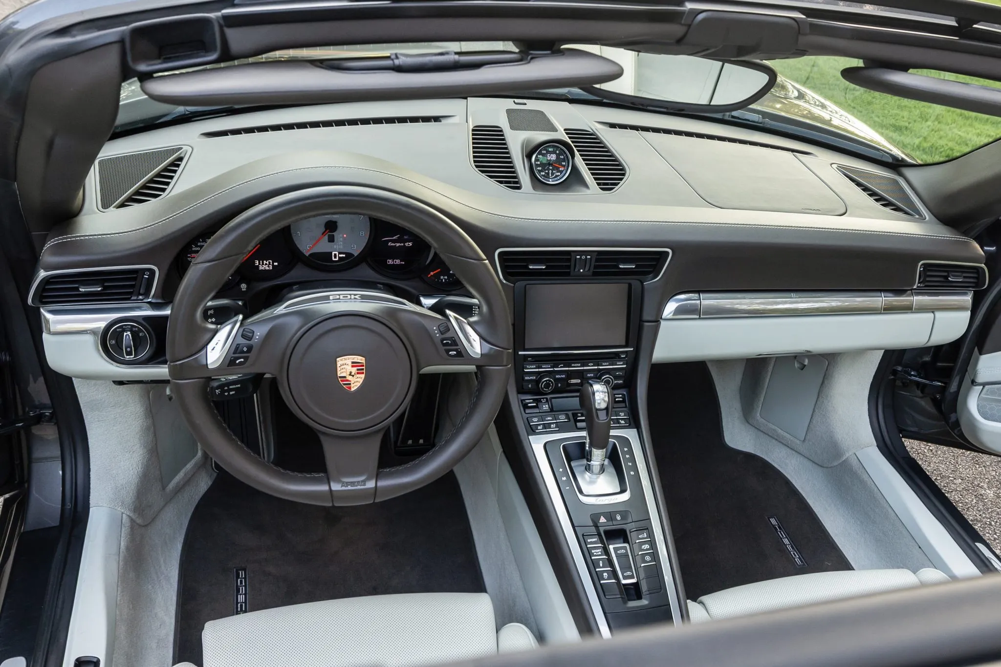 Load larger image of 2014 Porsche 911 Targa 4S - Stuttcars Classified