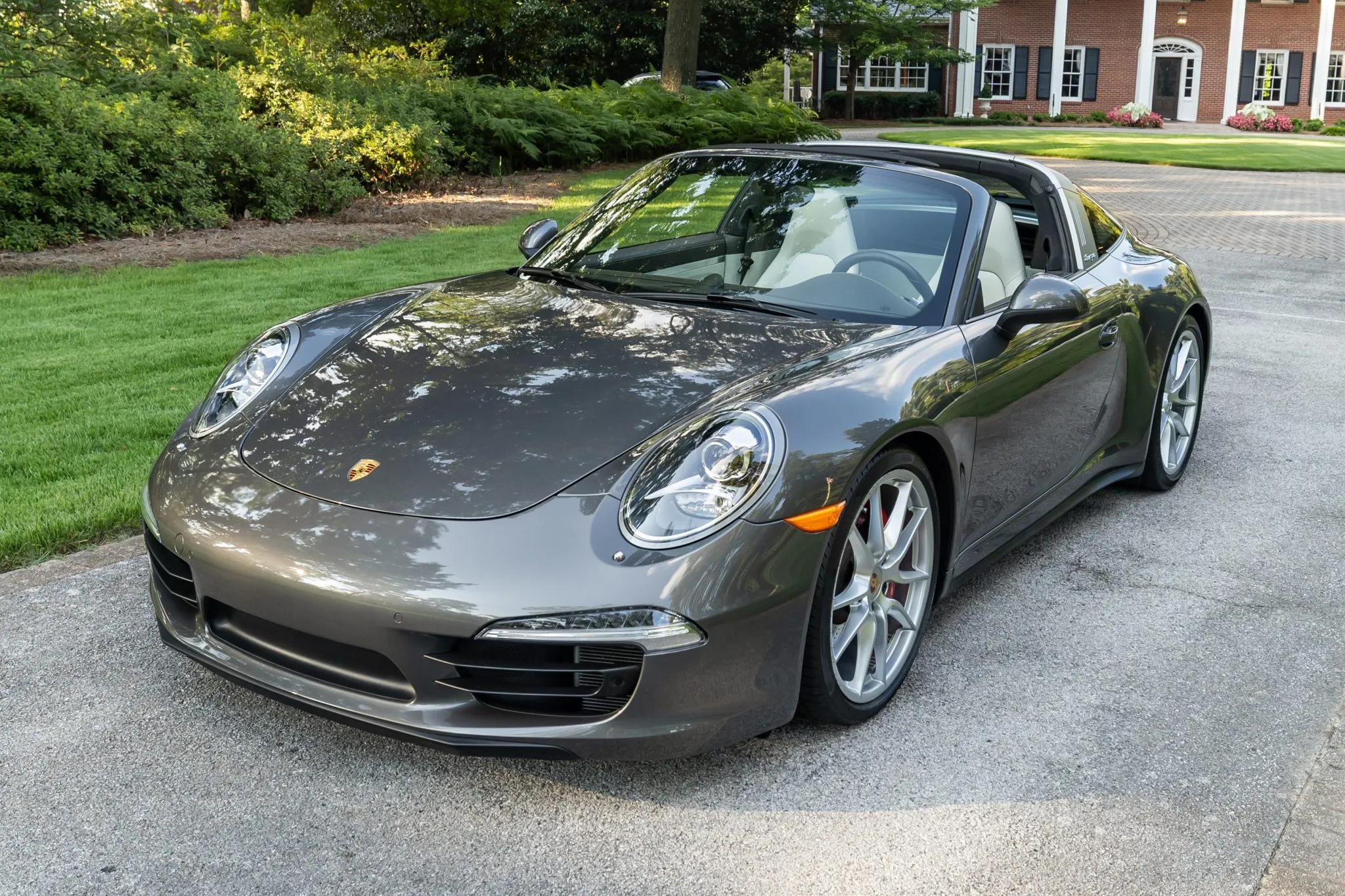 Load larger image of 2014 Porsche 911 Targa 4S - Stuttcars Classified