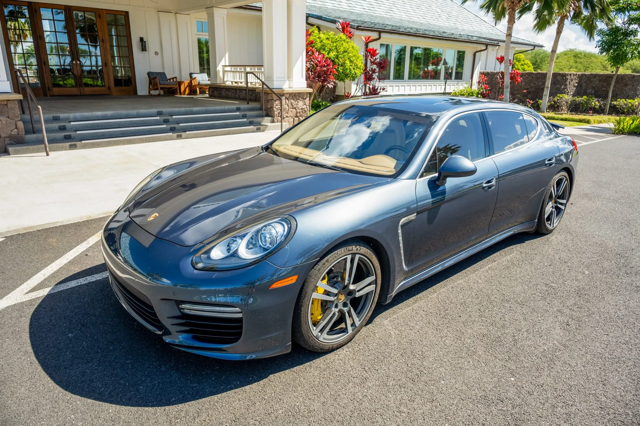 Load larger image of 2014 Porsche Panamera Turbo S Executive - Stuttcars Classified