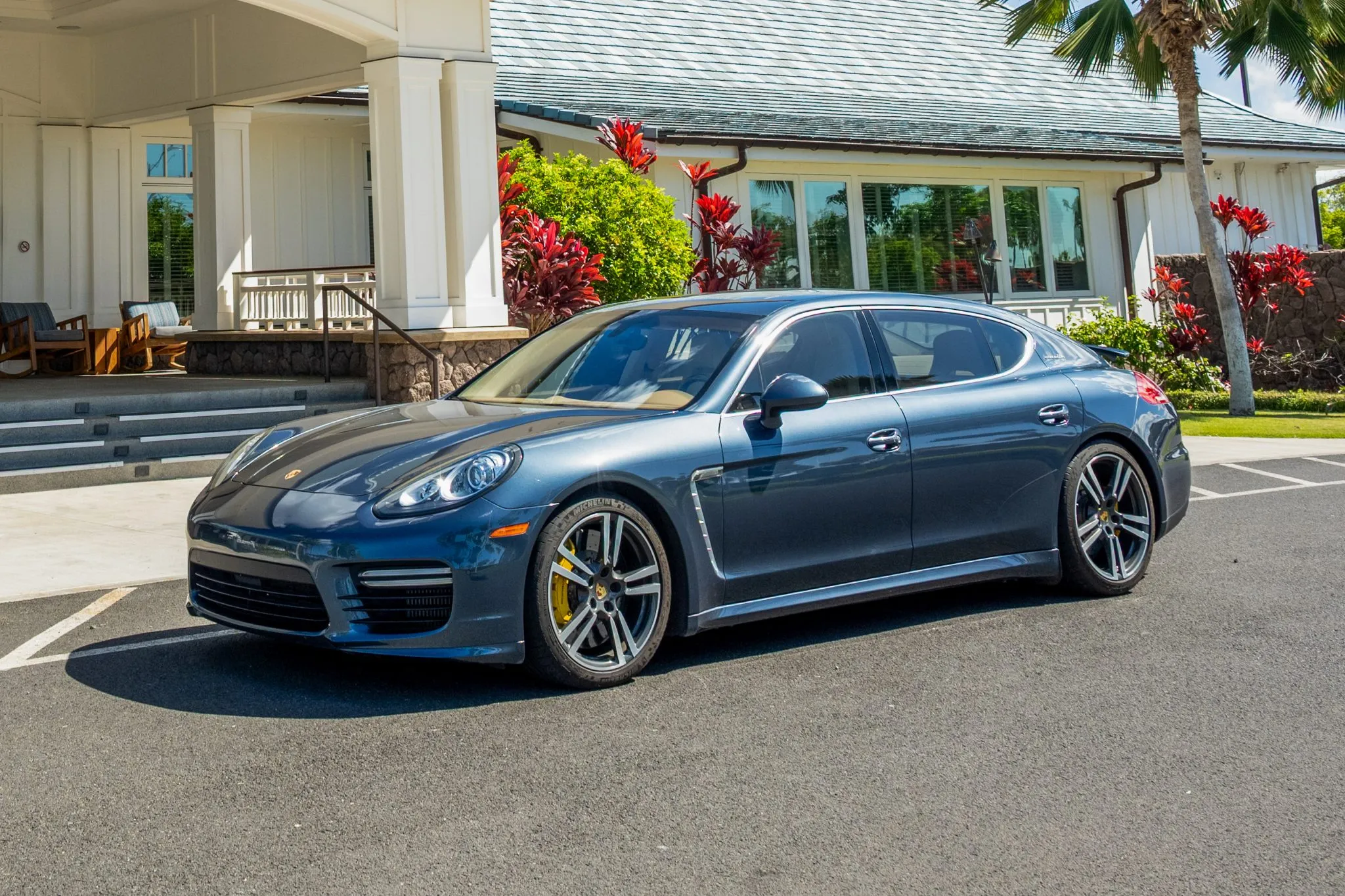 Load larger image of 2014 Porsche Panamera Turbo S Executive - Stuttcars Classified