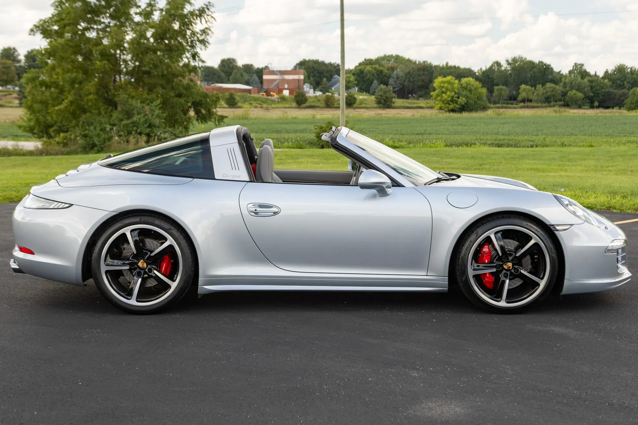 Load larger image of 2015 Porsche 911 Targa 4S X51 - Stuttcars Classified
