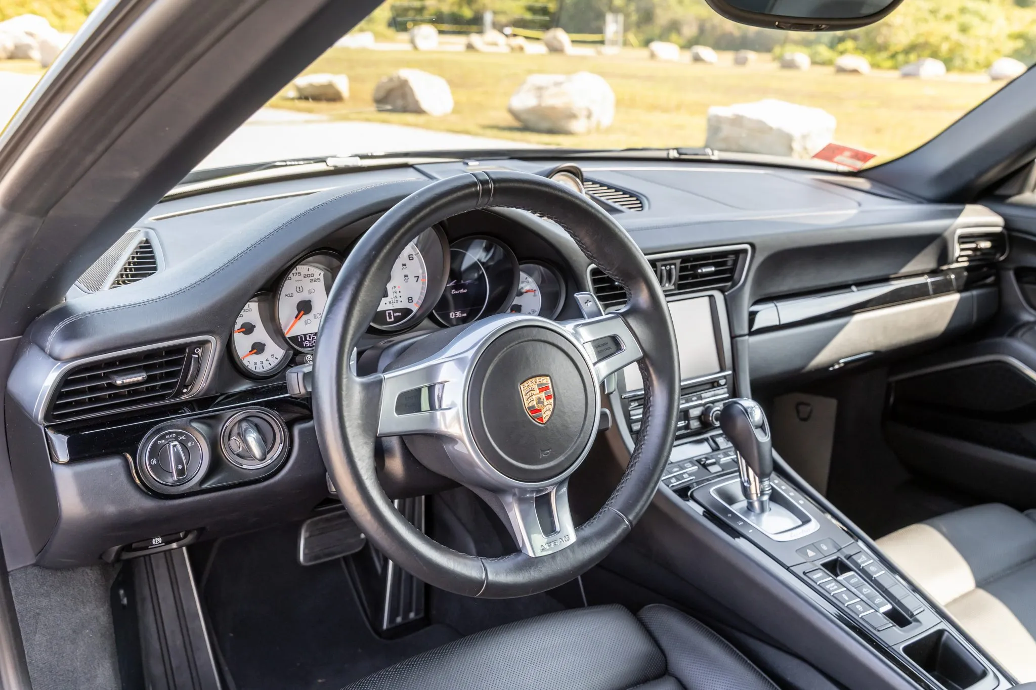 Load larger image of 2015 Porsche 911 Turbo Cabriolet - Stuttcars Classified