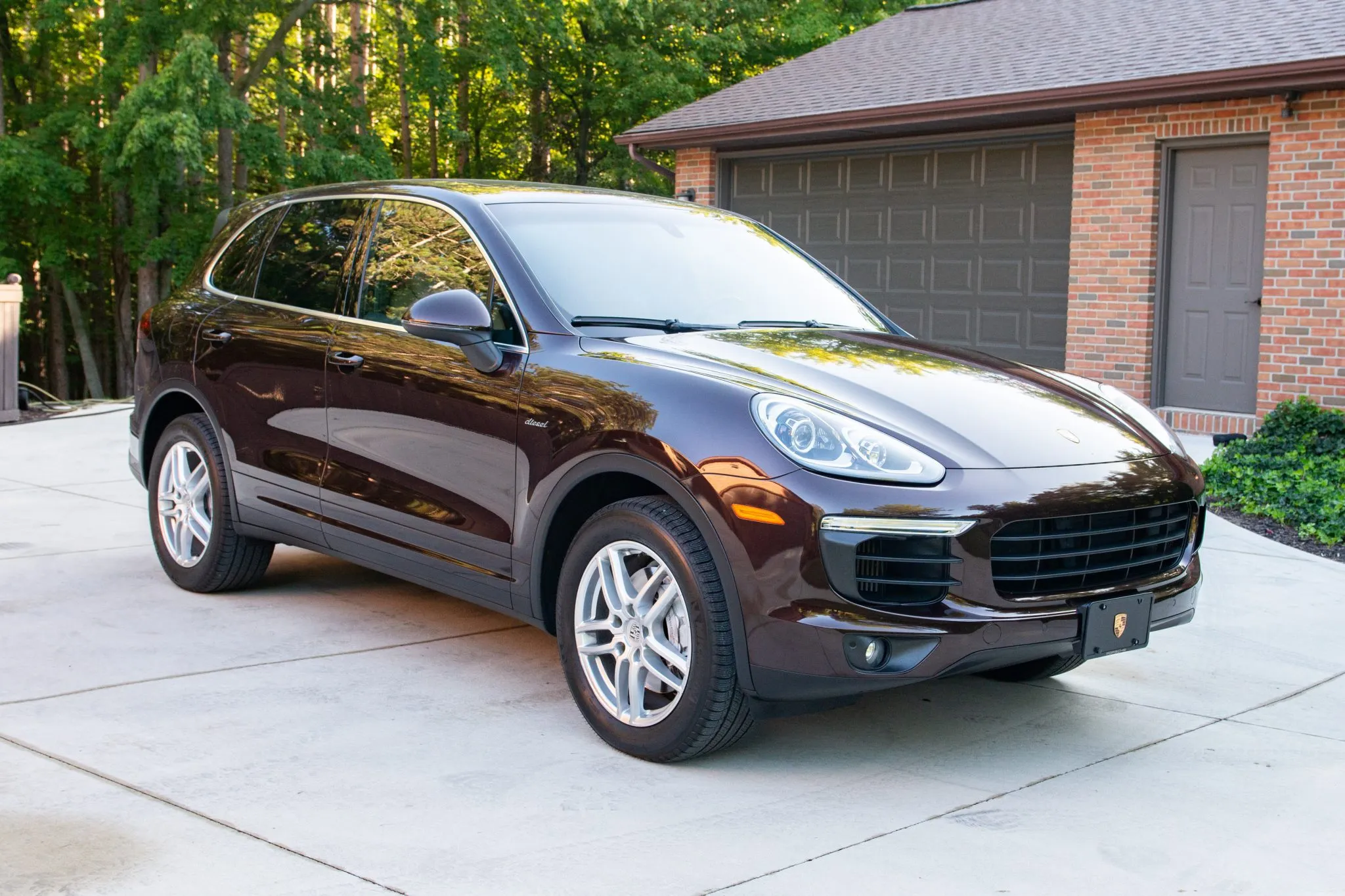 Load larger image of 2016 Porsche Cayenne Diesel - Stuttcars Classified