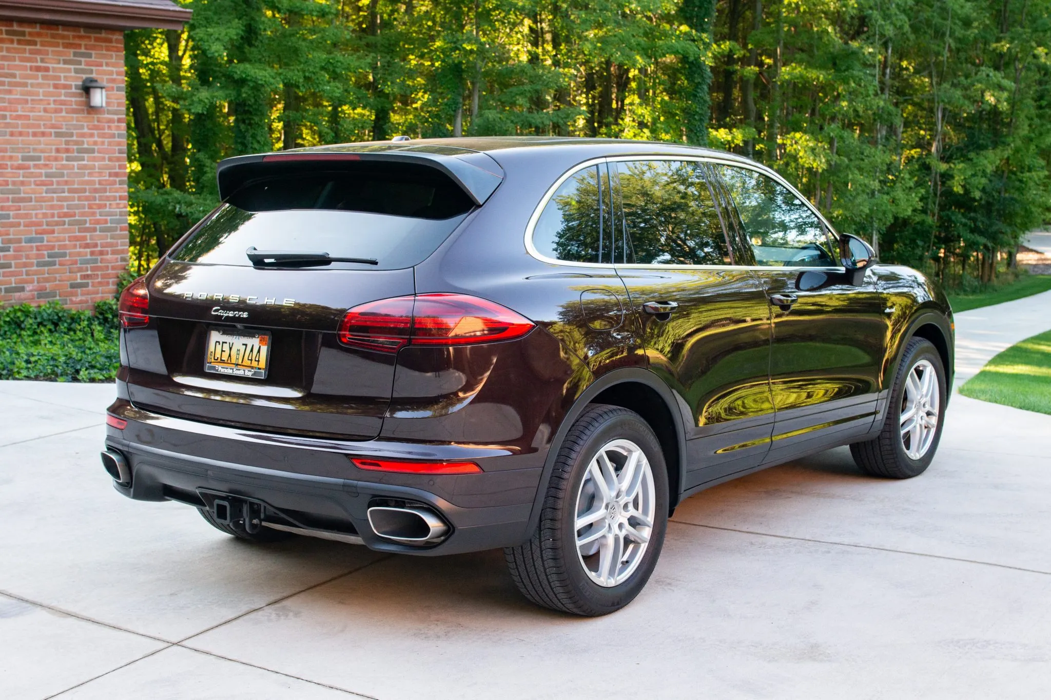 Load larger image of 2016 Porsche Cayenne Diesel - Stuttcars Classified