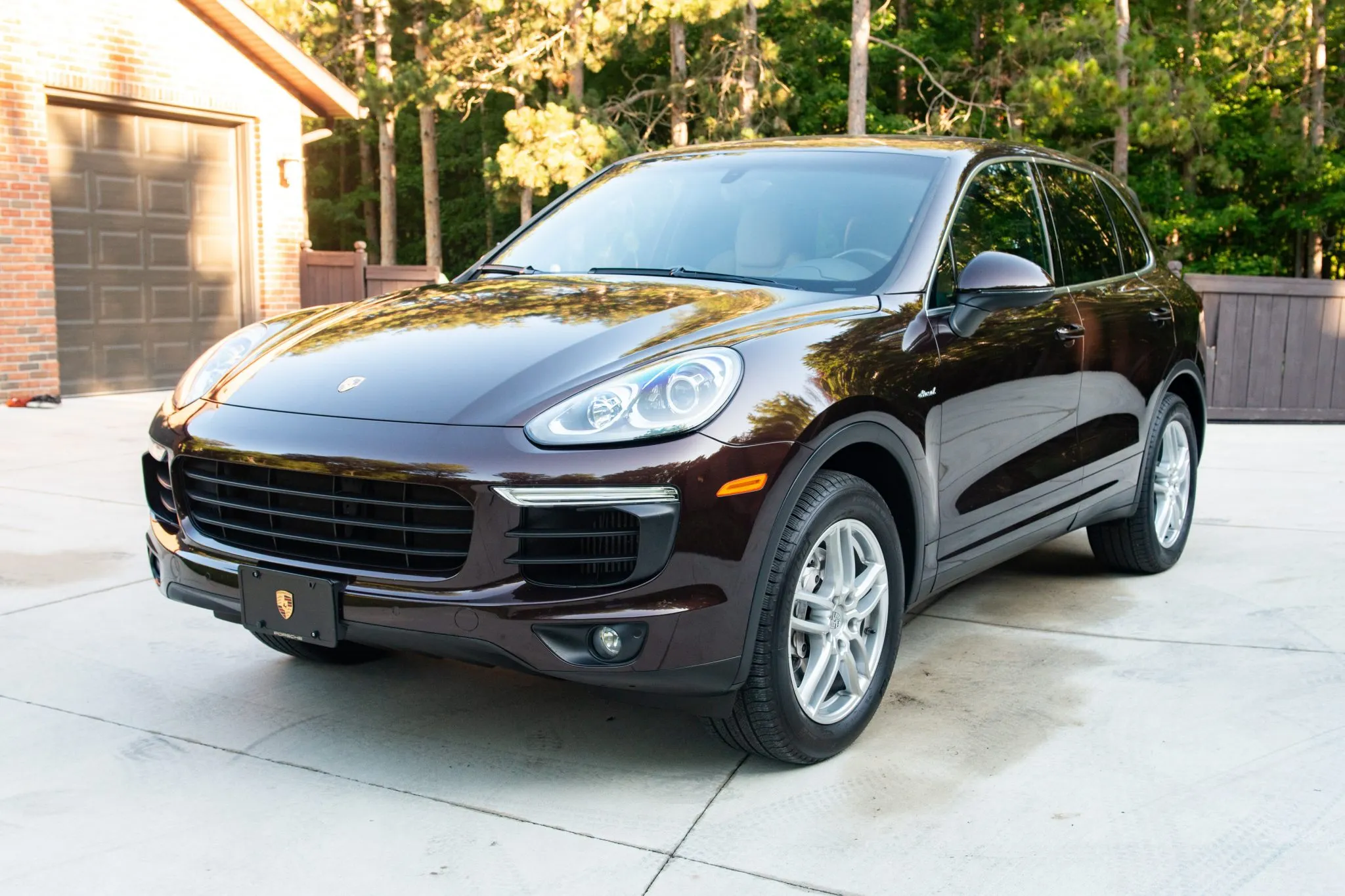 Load larger image of 2016 Porsche Cayenne Diesel - Stuttcars Classified
