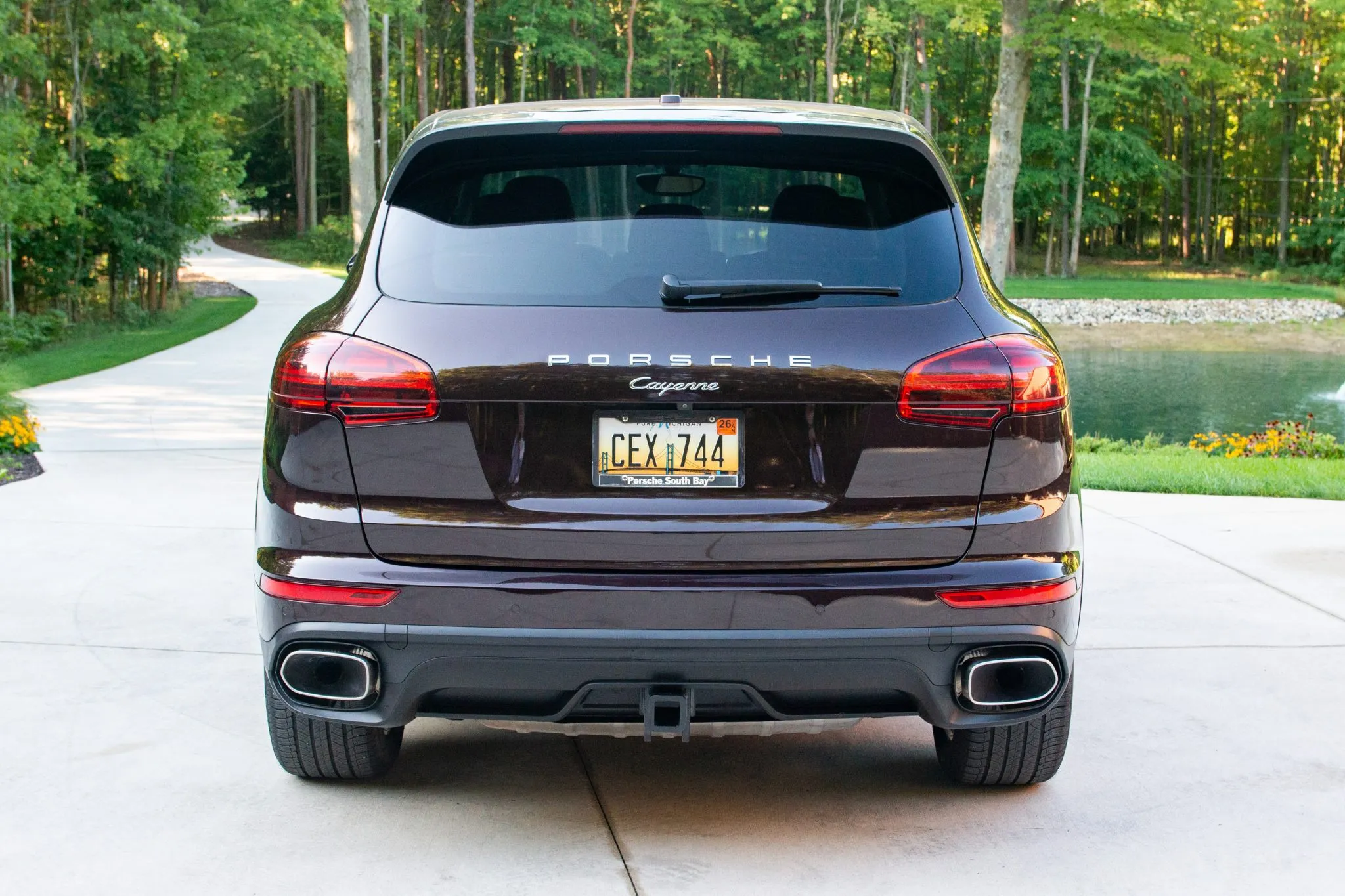 Load larger image of 2016 Porsche Cayenne Diesel - Stuttcars Classified