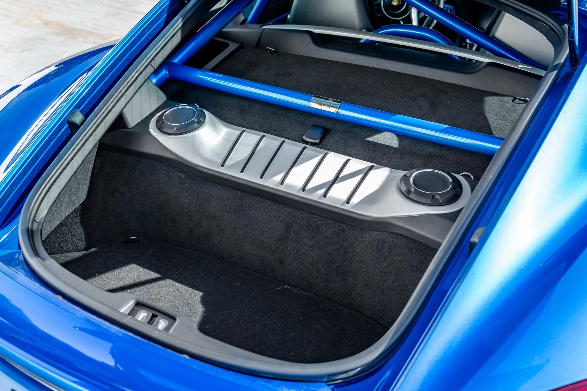 Load larger image of 2016 Porsche Cayman GT4 - Stuttcars Classified