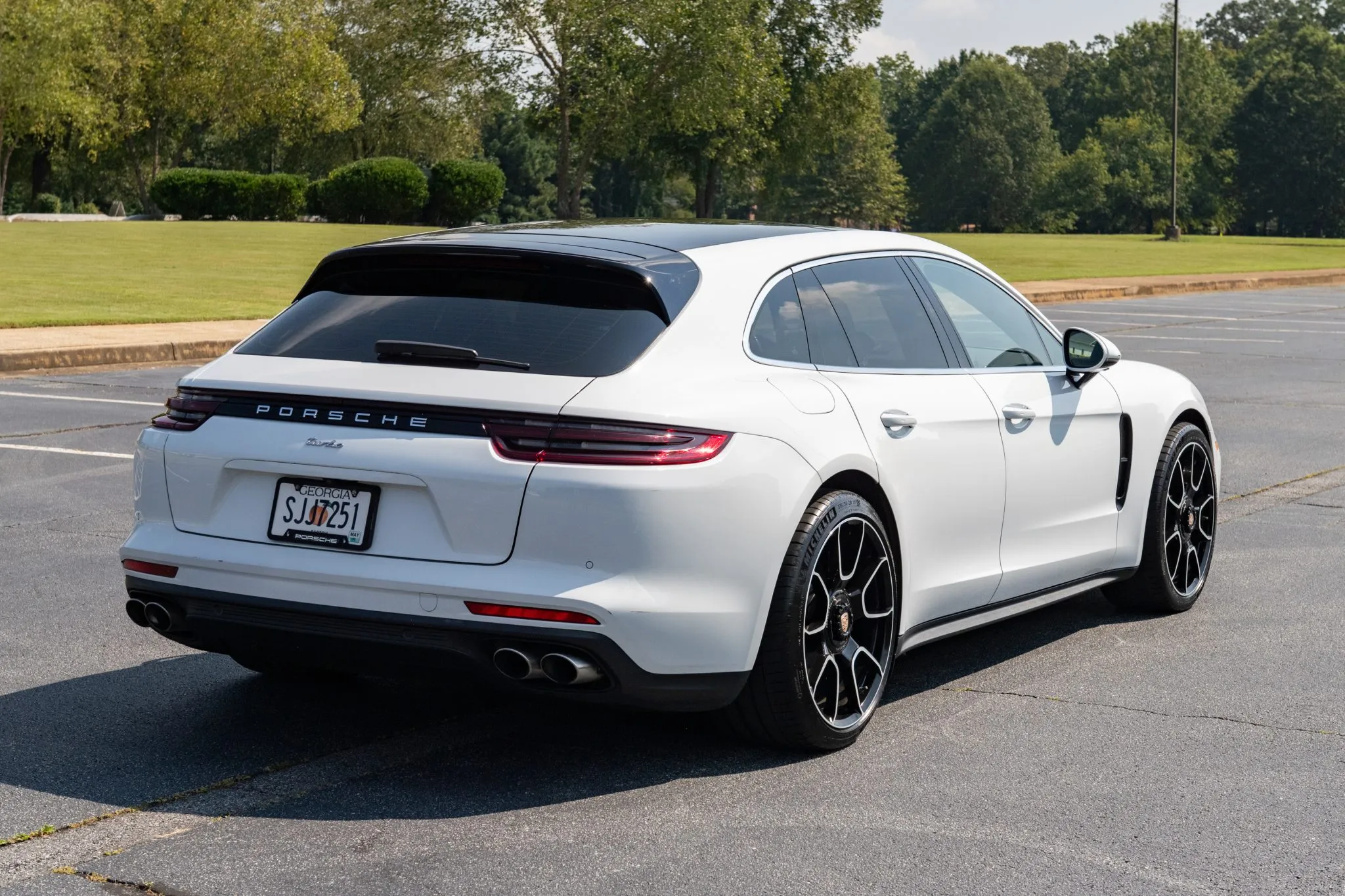 Load larger image of 2018 Porsche Panamera Turbo Sport Turismo - Stuttcars Classified