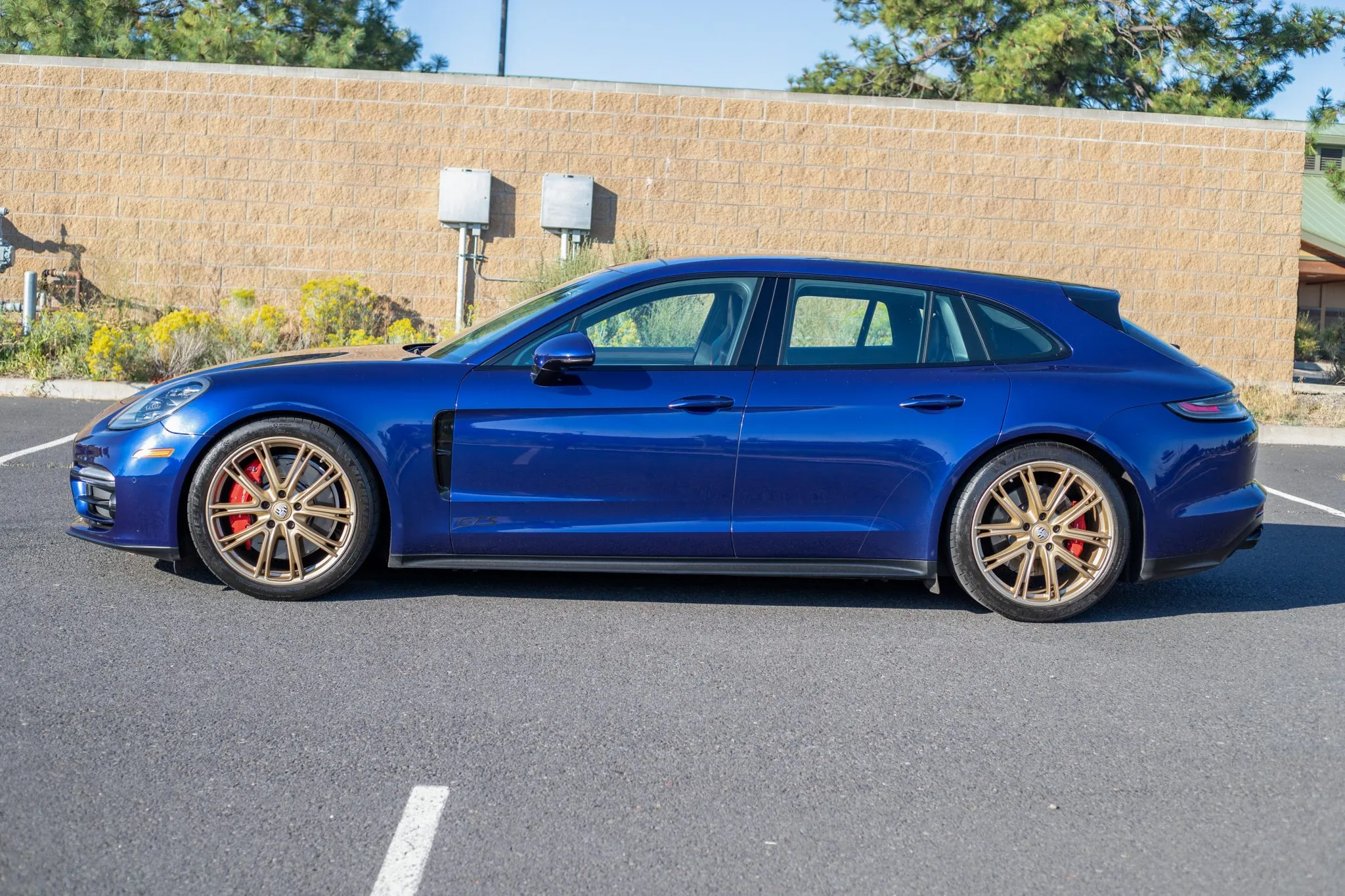 Load larger image of 2021 Porsche Panamera GTS Sport Turismo - Stuttcars Classified